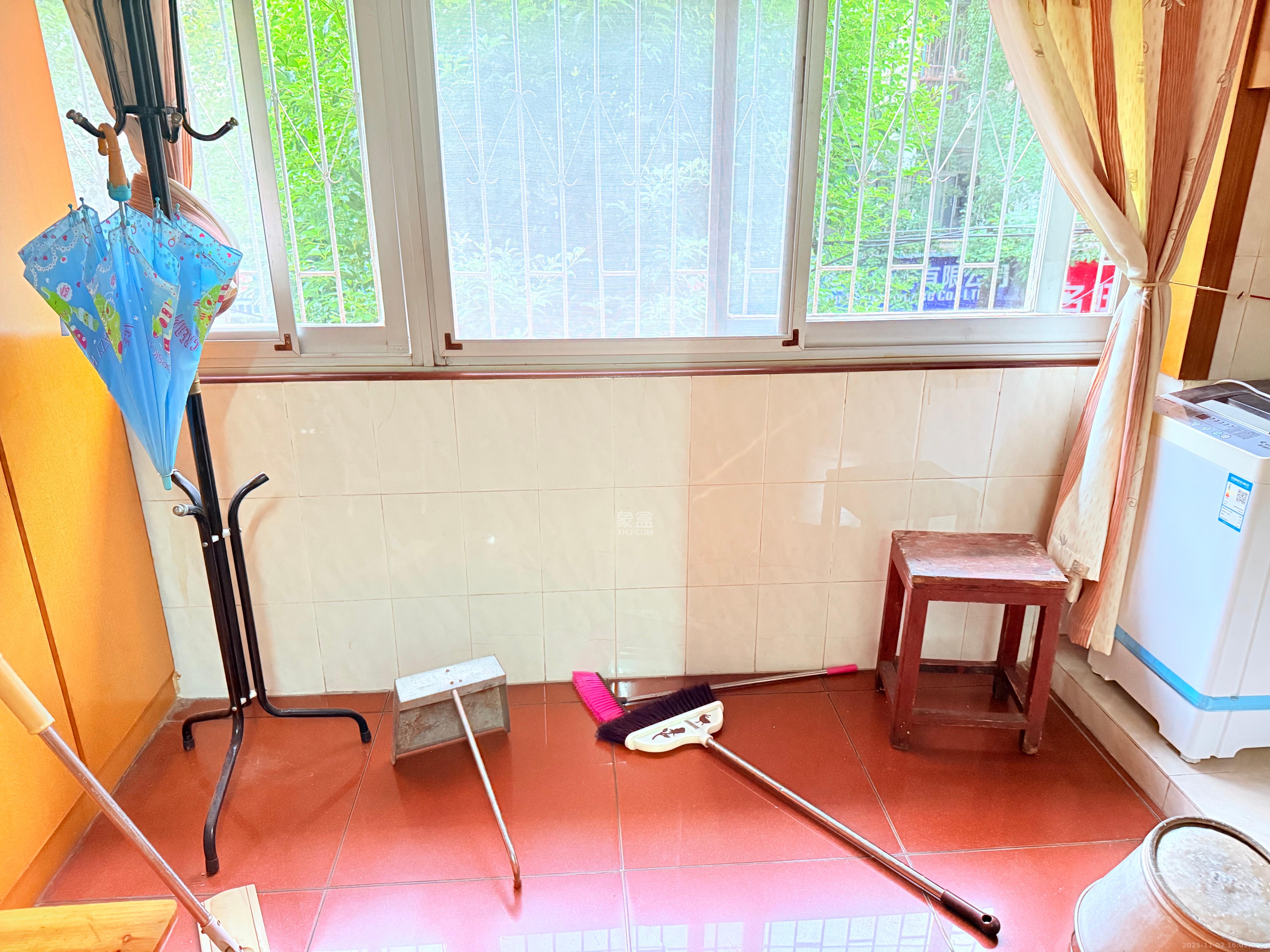 纬二路审计厅  2室2厅1卫    2000.0元/月室内图