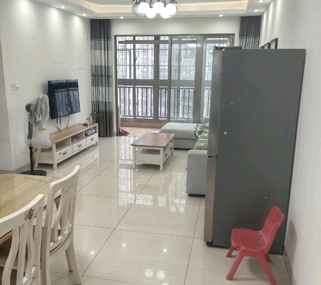 滨江绿都  2室1厅1卫    2200.0元/月 滨江绿都  2室1厅1卫    2200.0元/月室内图