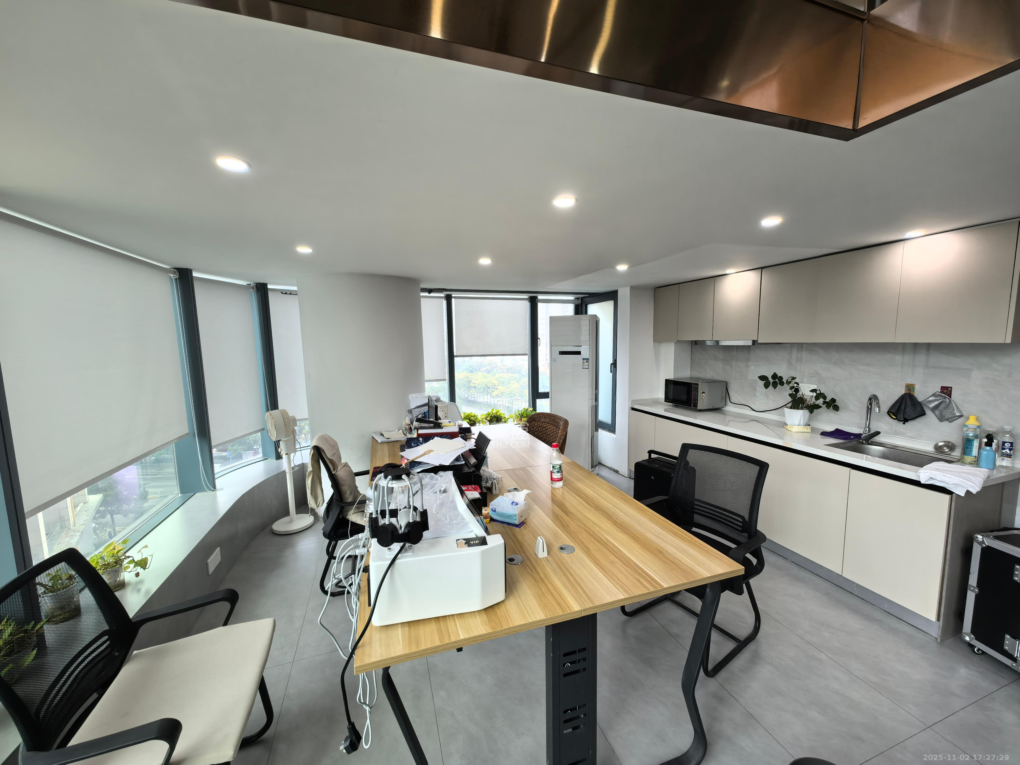 京武浪琴山三期(京武中心) 2室2厅1卫 3500.0元/月 京武浪琴山三期(京武中心) 2室2厅1卫 3500.0元/月室内图