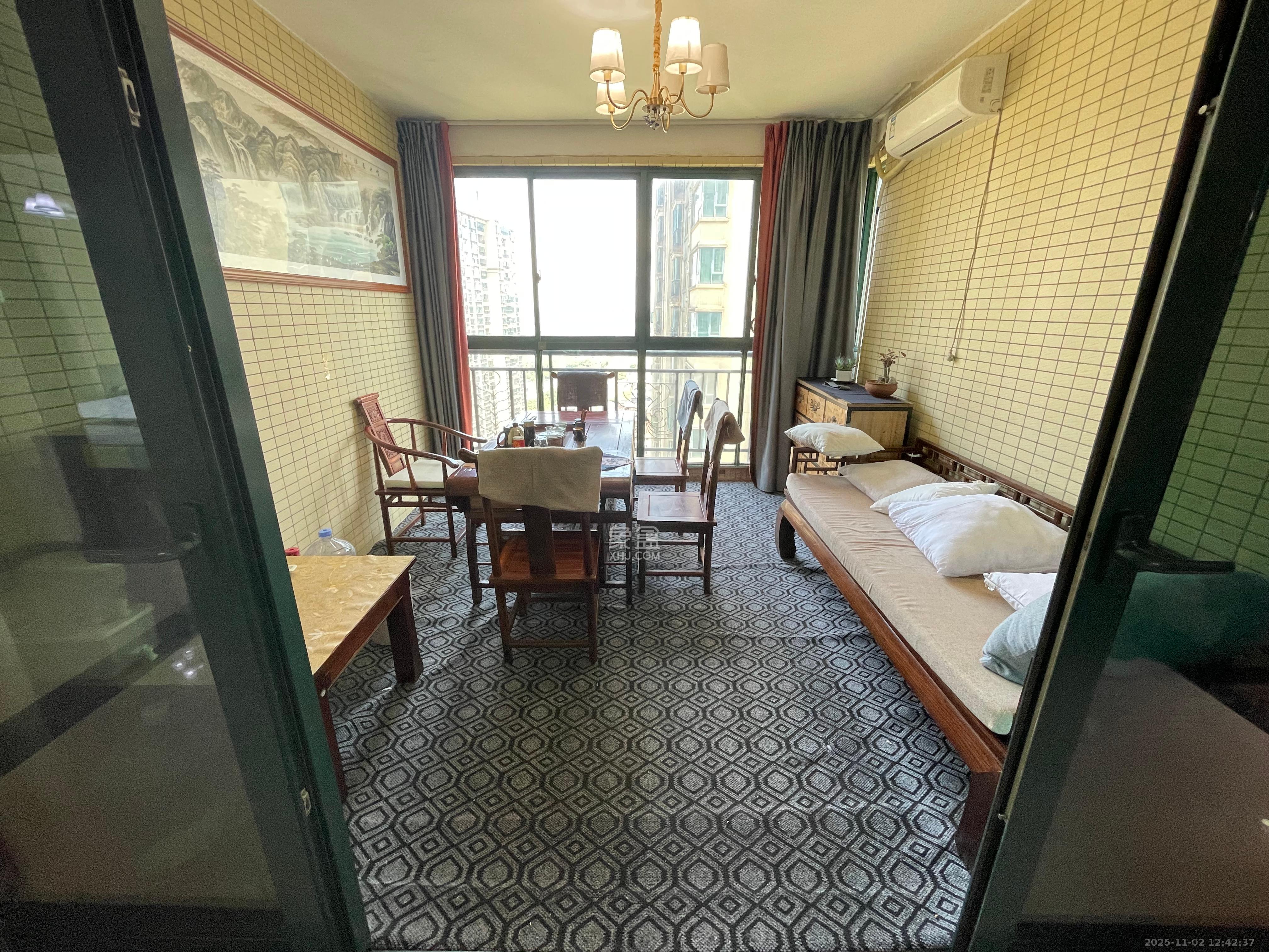 恒大名都  4室2厅4卫    3800.0元/月室内图