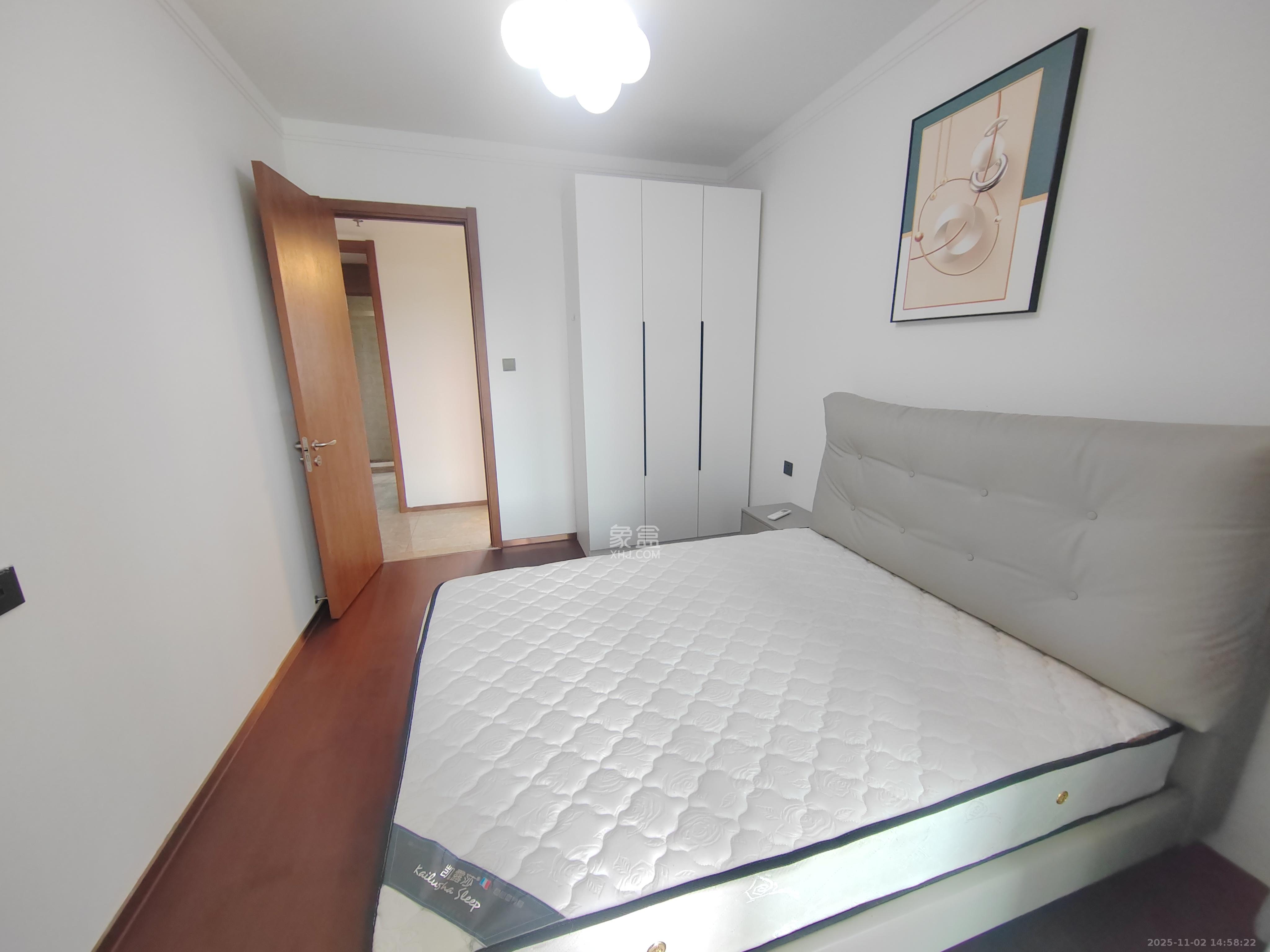 梅溪悦章  3室2厅2卫    3800.0元/月室内图