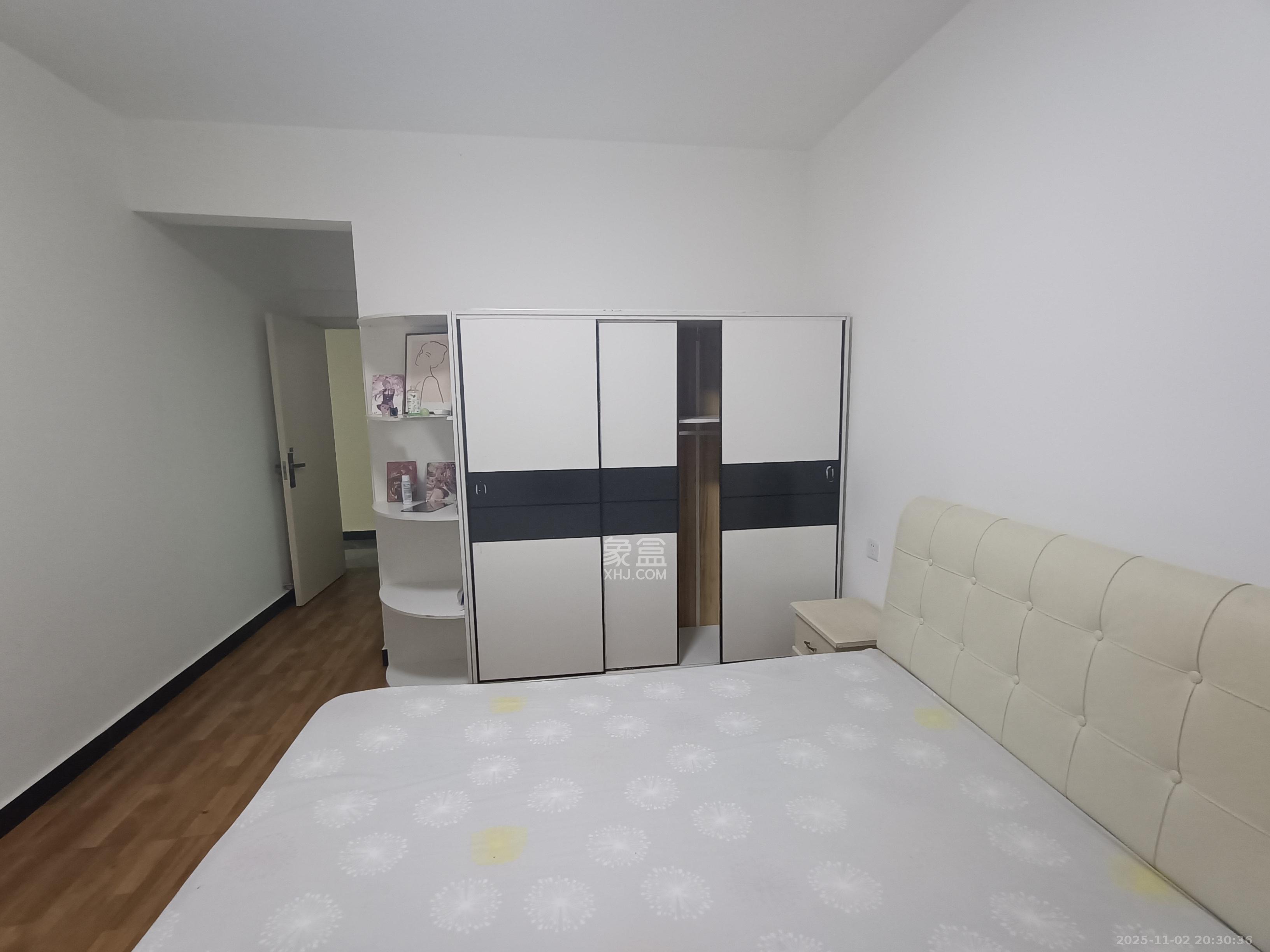 福晟钱隆国际(晟冉景苑)  4室2厅2卫    2800.0元/月 福晟钱隆国际(晟冉景苑)  4室2厅2卫    2800.0元/月室内图