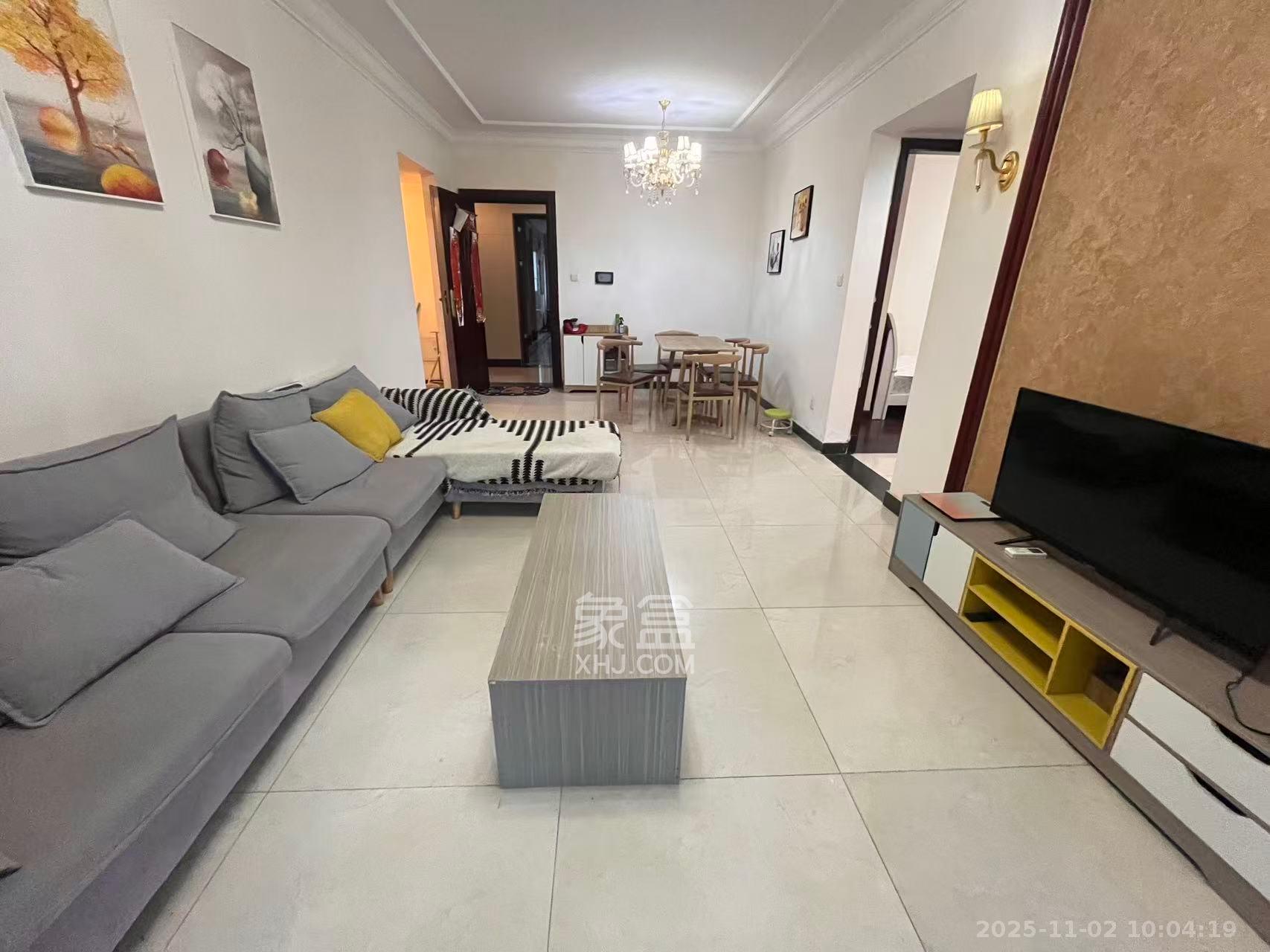 恒大雅苑 3室2厅2卫 2700.0元/月 恒大雅苑 3室2厅2卫 2700.0元/月室内图