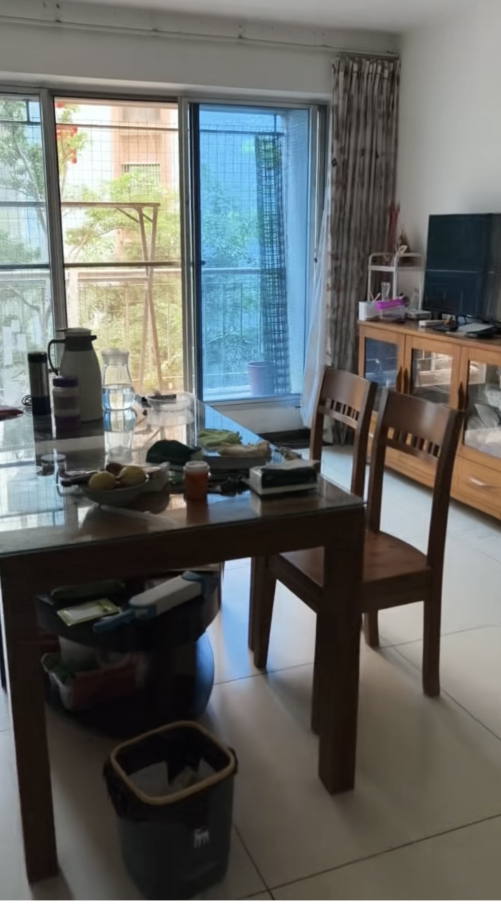 银谷苑  3室2厅2卫    2000.0元/月