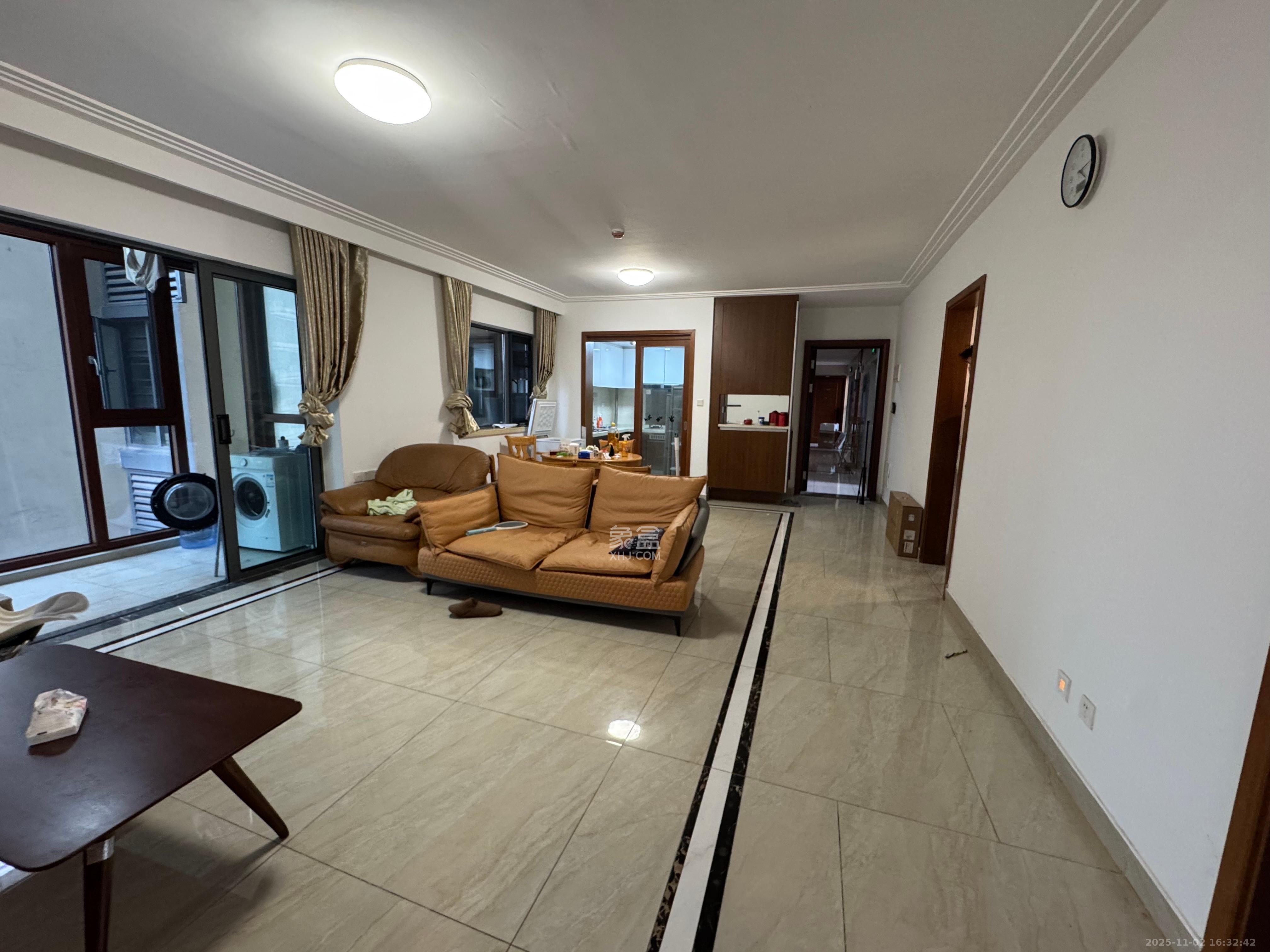 珠江好世界  4室2厅2卫    3000.0元/月室内图1