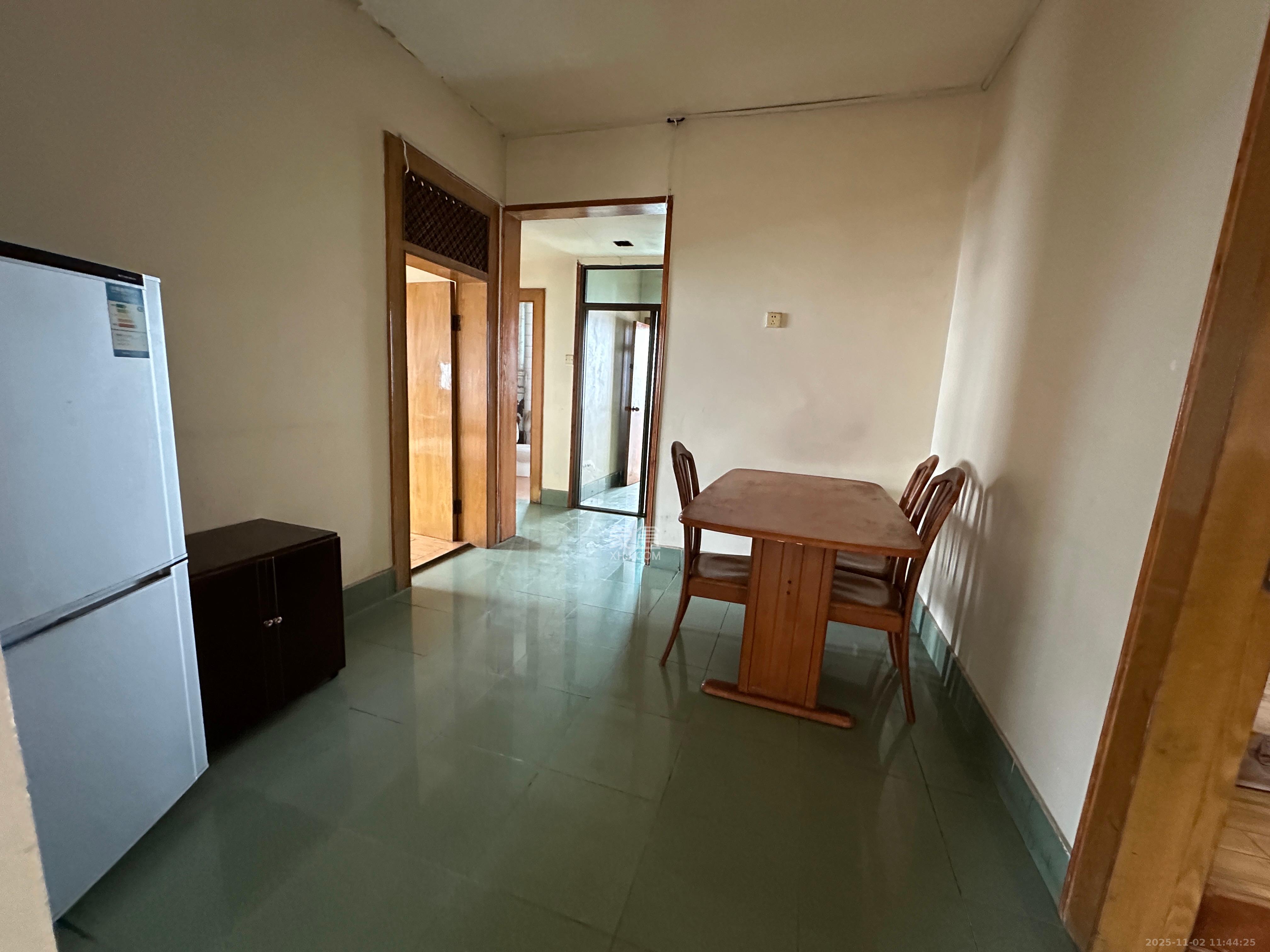 教育出版社宿舍  3室2厅1卫    2500.0元/月室内图