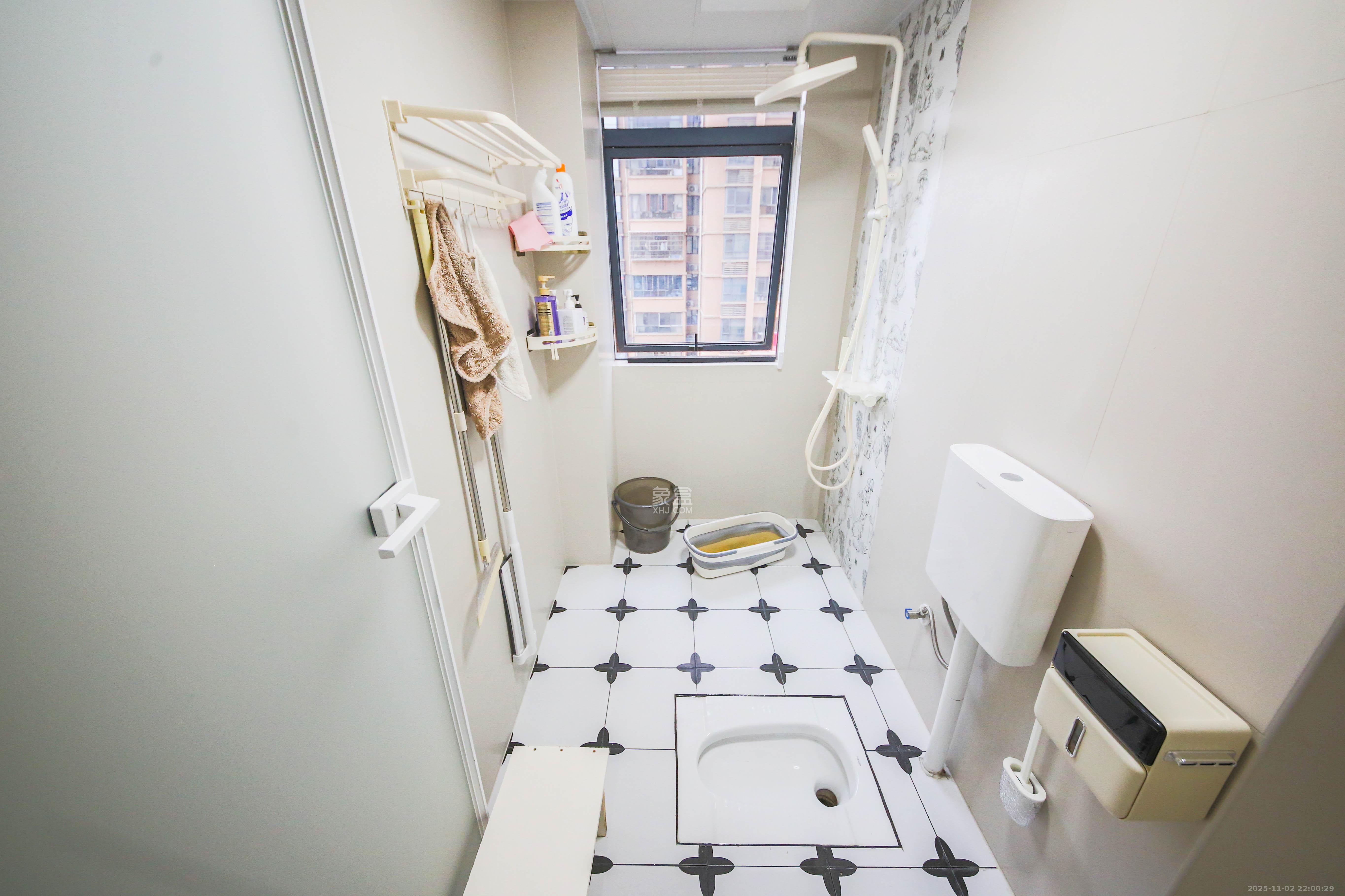 水墨林溪  3室2厅2卫    145.0万卫生间