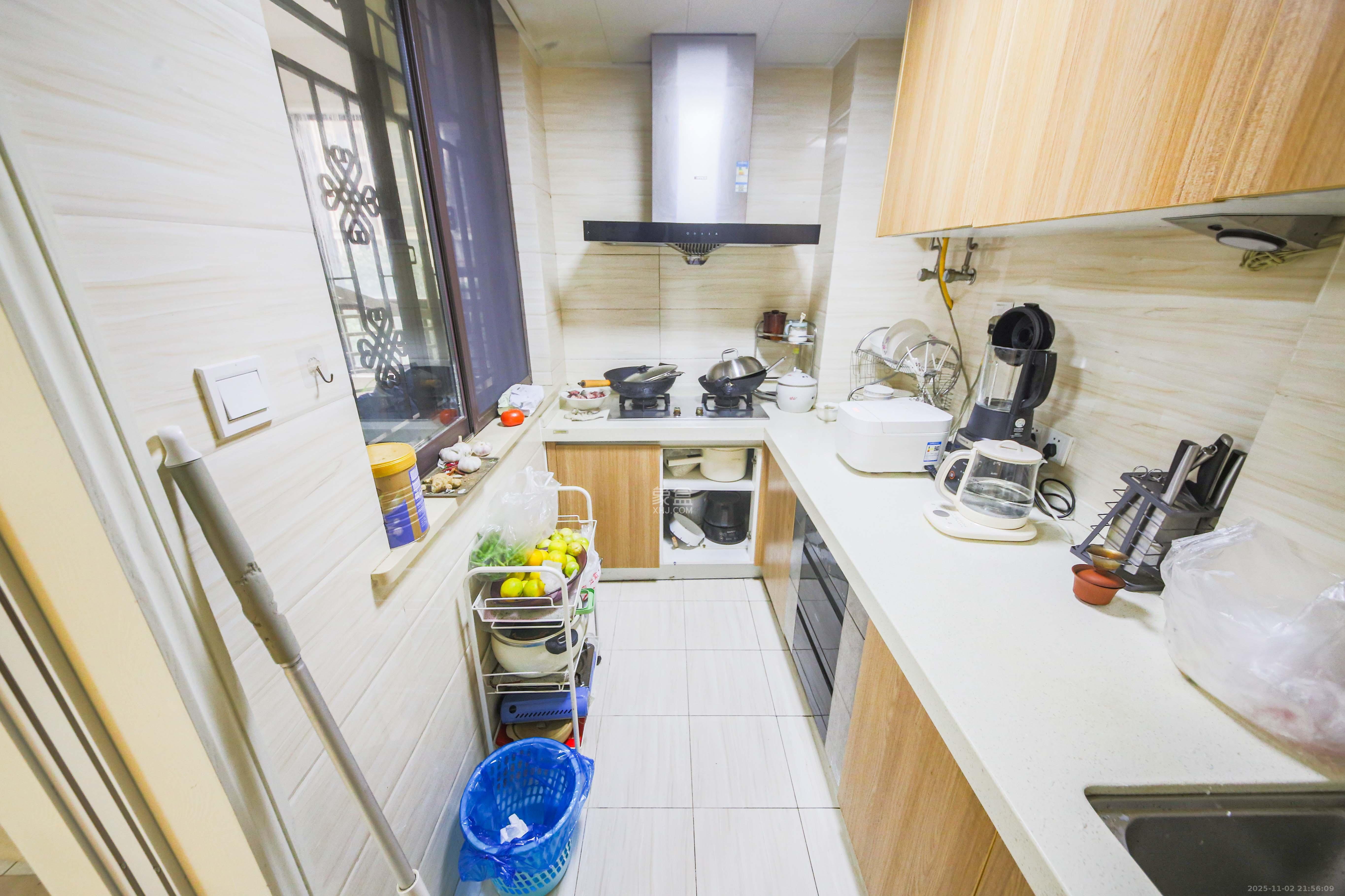 奥林匹克花园贡院三期 3室2厅2卫 85.0万 奥林匹克花园贡院三期 3室2厅2卫 85.0万厨房