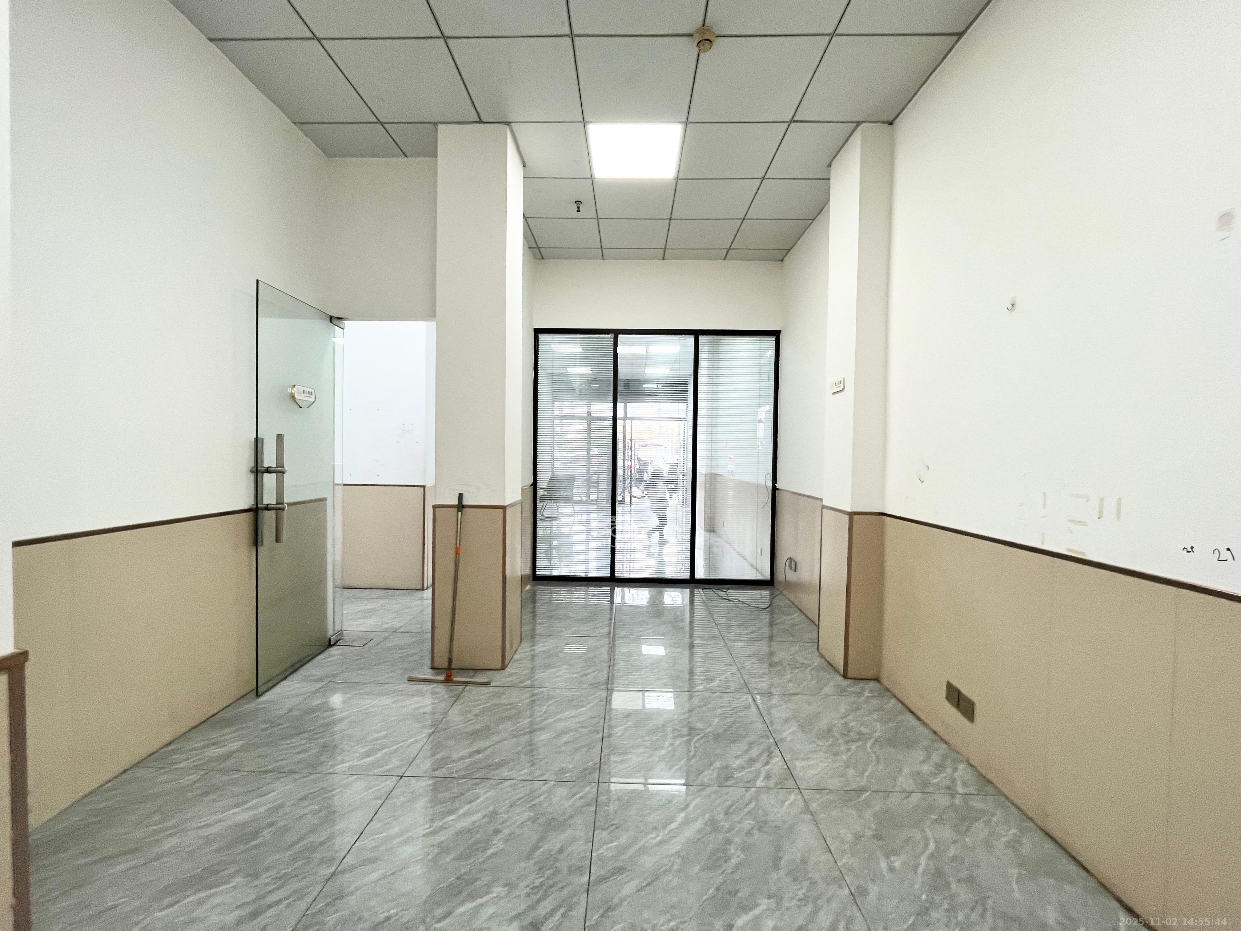 保利麓谷林语F区 1室1厅1卫 7000.0元/月 保利麓谷林语F区 1室1厅1卫 7000.0元/月室内图