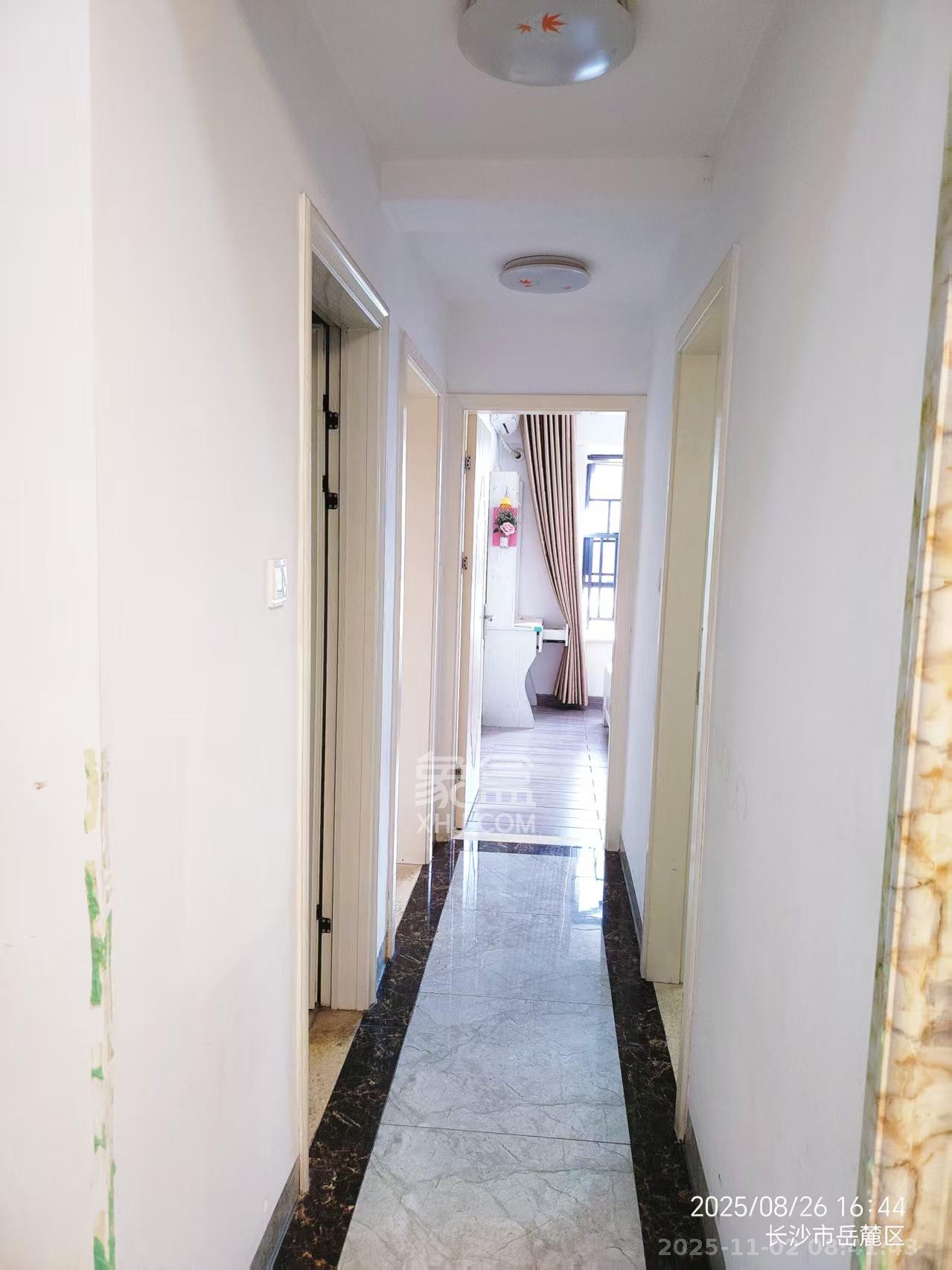 西子湖畔沃府 3室2厅1卫 2600.0元/月 西子湖畔沃府 3室2厅1卫 2600.0元/月室内图