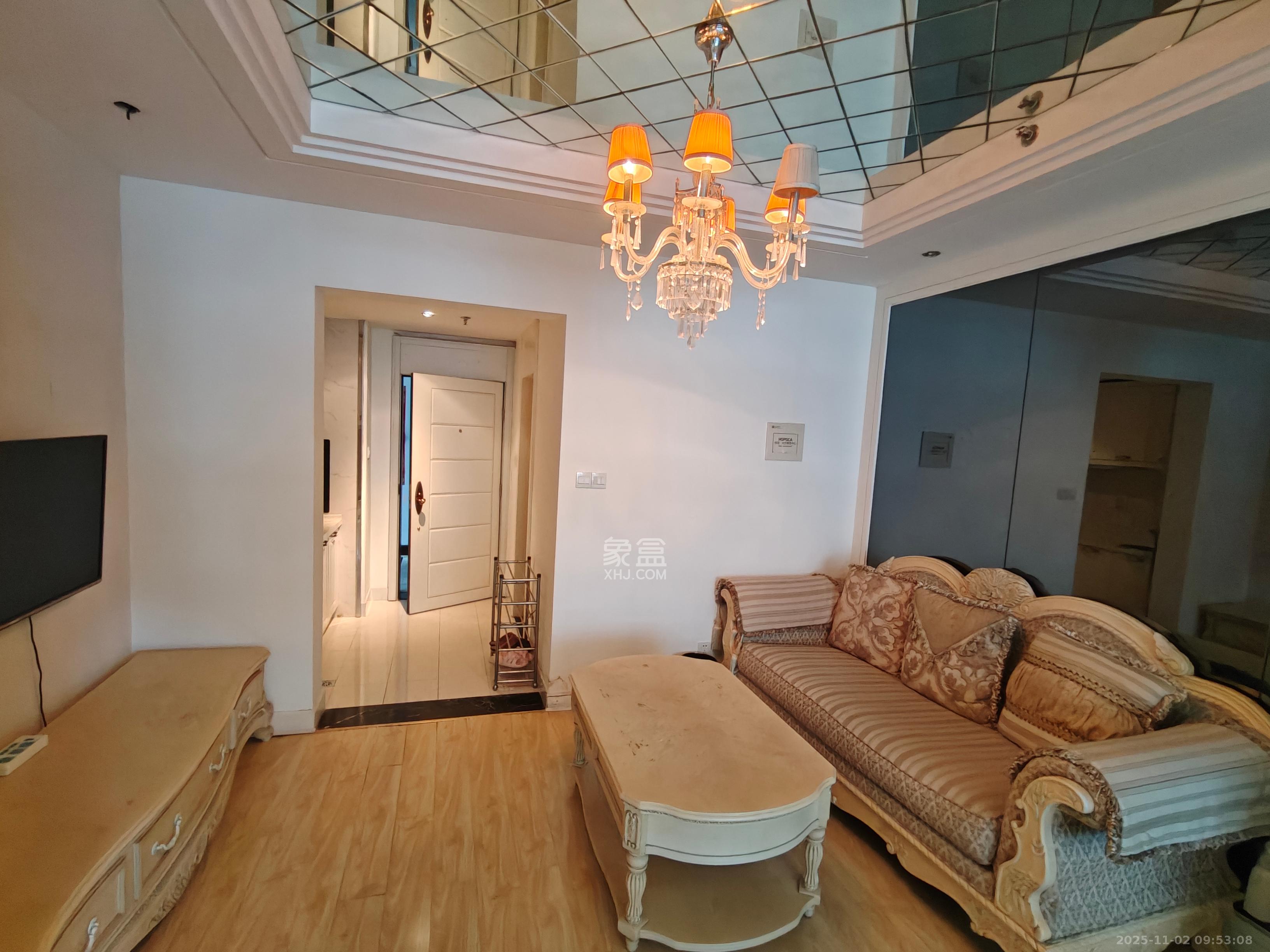 标志商务中心  1室1厅1卫    1600.0元/月室内图