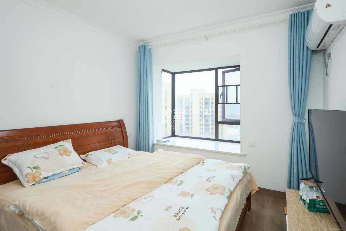 和润园三期 2室2厅1卫 69.0万 和润园三期 2室2厅1卫 69.0万卧室