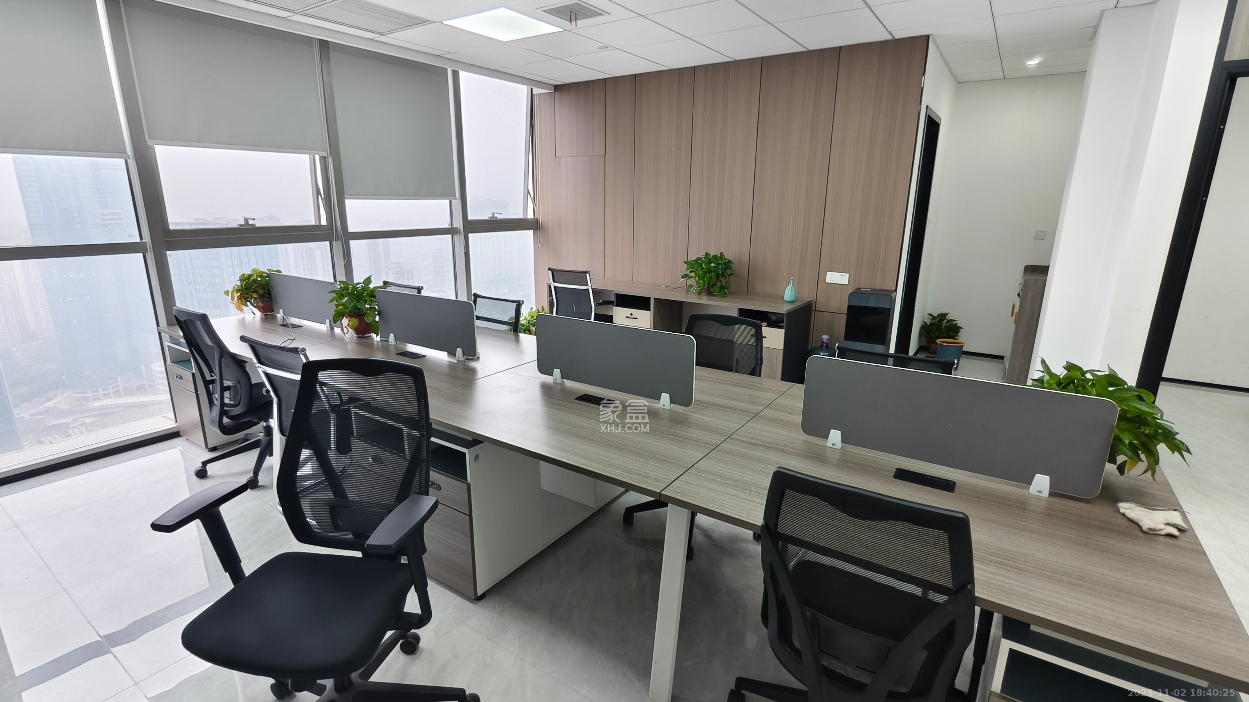 正荣梅溪紫阙台  3室1厅1卫    7000.0元/月室内图