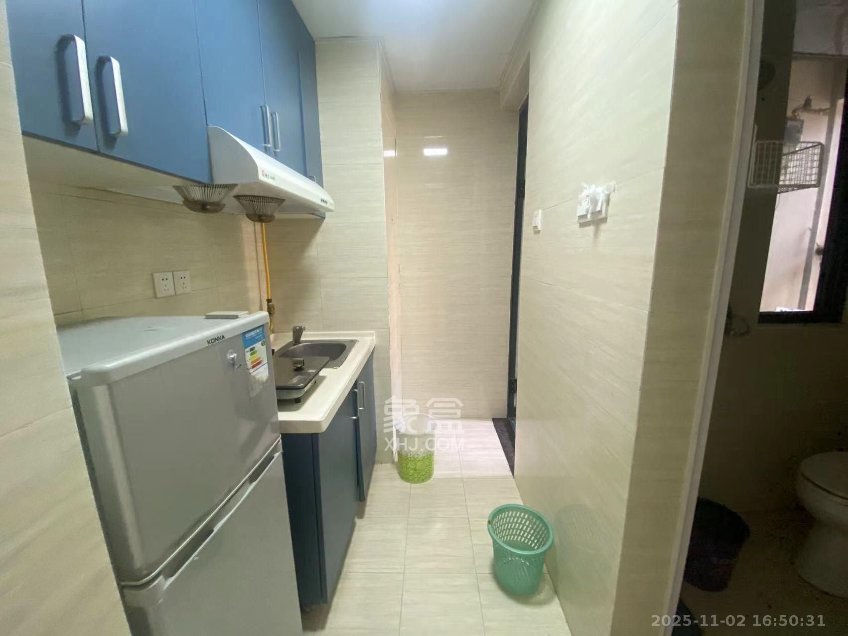 中建芙蓉工社 1室1厅1卫 1300.0元/月 中建芙蓉工社 1室1厅1卫 1300.0元/月室内图