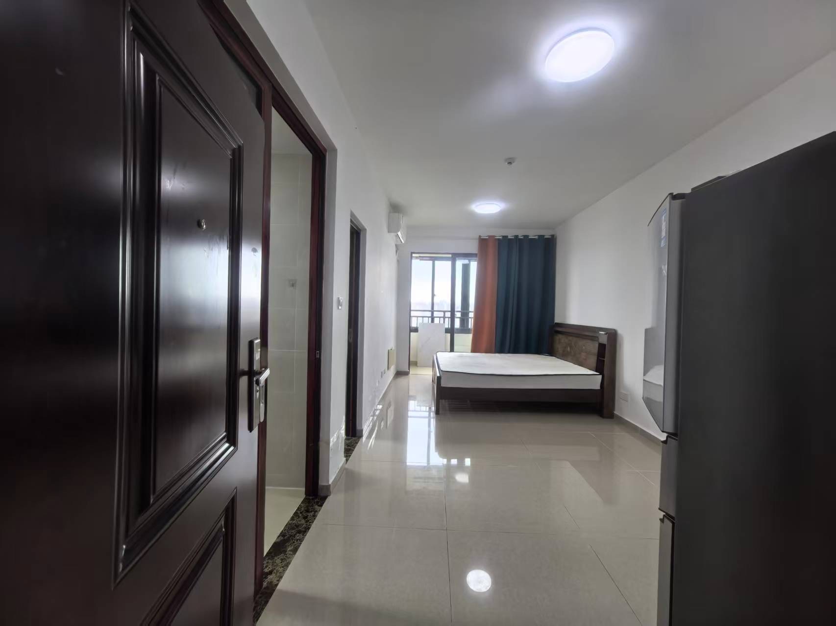 中交欢乐湖岸(品湖雅苑)  1室0厅0卫    1800.0元/月 中交欢乐湖岸(品湖雅苑)  1室0厅0卫    1800.0元/月室内图