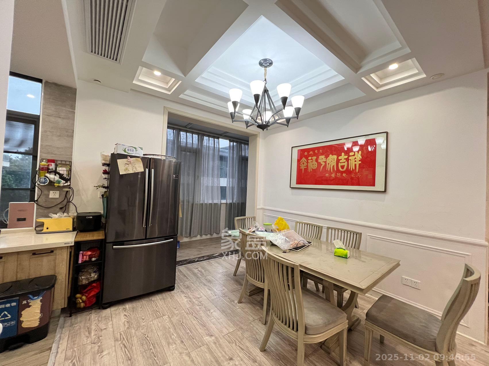 龙湾国际别墅  6室3厅4卫    9000.0元/月室内图