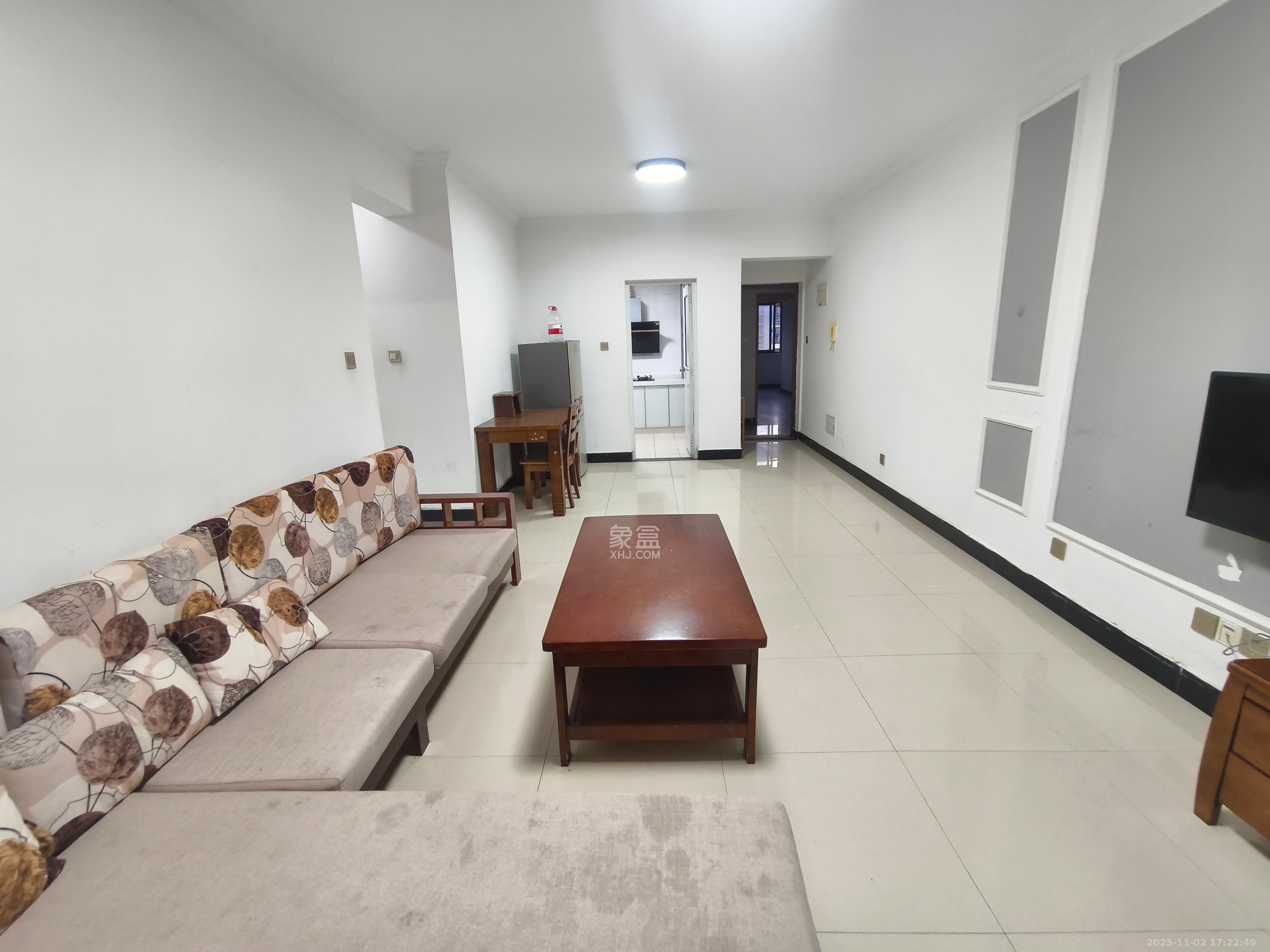 金南家园一期 2室2厅1卫 1800.0元/月 金南家园一期 2室2厅1卫 1800.0元/月室内图