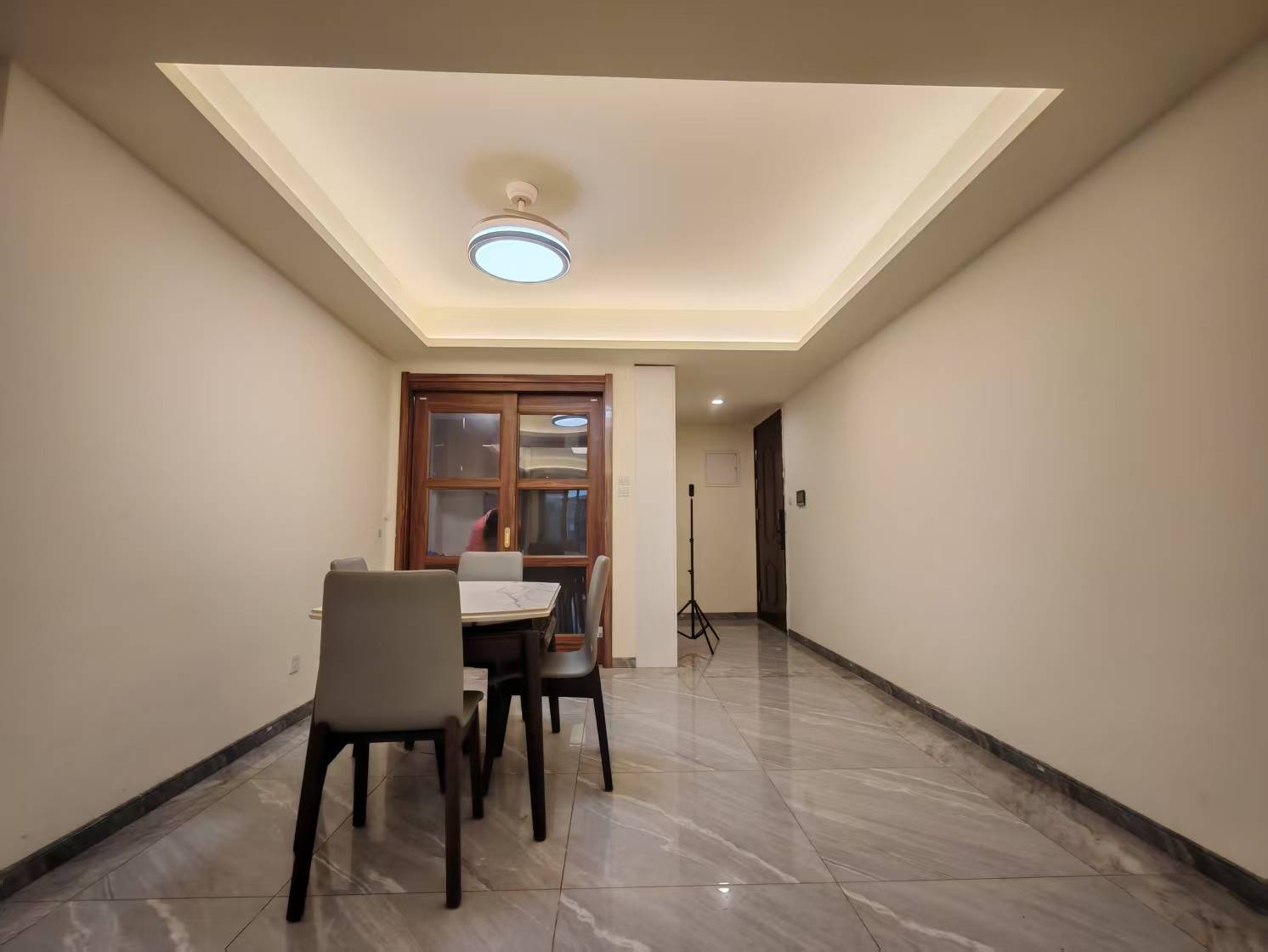 碧桂园翘楚棠 4室2厅2卫 2000.0元/月 碧桂园翘楚棠 4室2厅2卫 2000.0元/月室内图