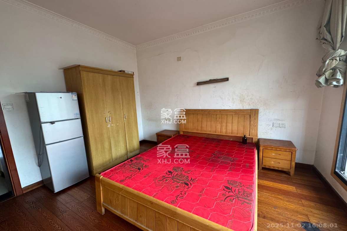 康斯丹郡(融程领秀佳园) 4室2厅2卫 2800.0元/月 康斯丹郡(融程领秀佳园) 4室2厅2卫 2800.0元/月室内图