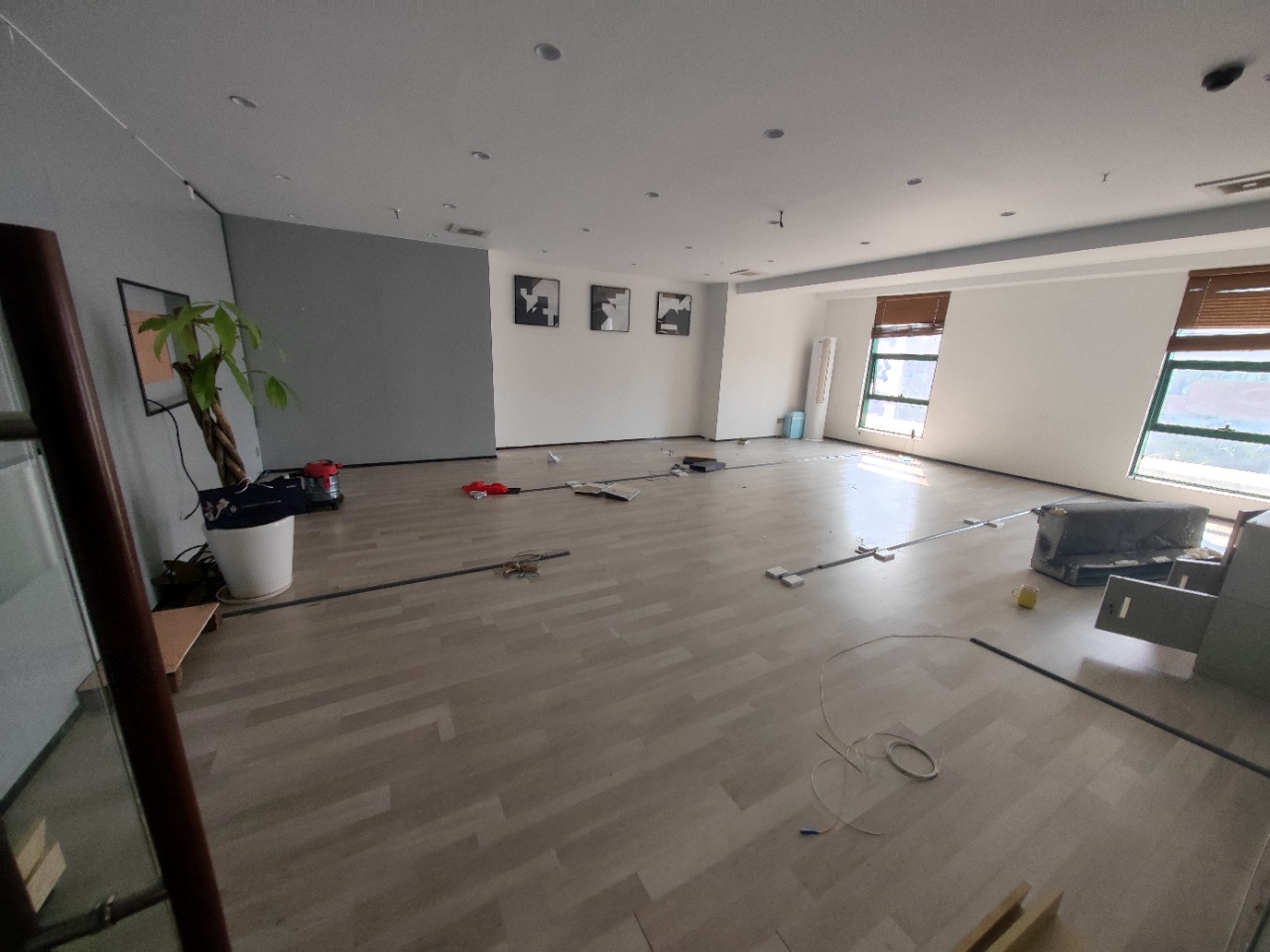 星华大厦 1室1厅1卫 46680.0元/月 星华大厦 1室1厅1卫 46680.0元/月室内图