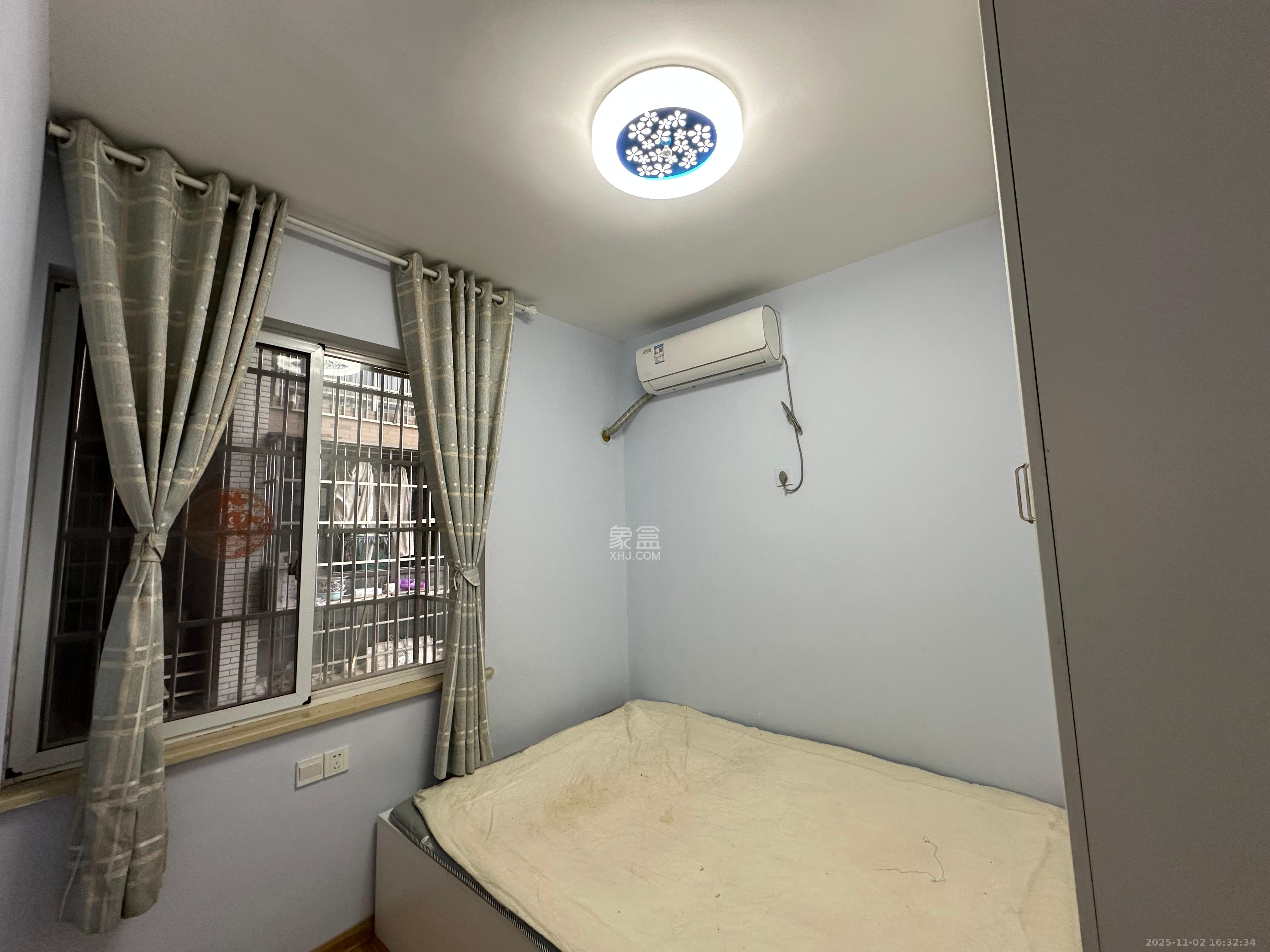 紫晶城 3室0厅0卫 1800.0元/月 紫晶城 3室0厅0卫 1800.0元/月室内图