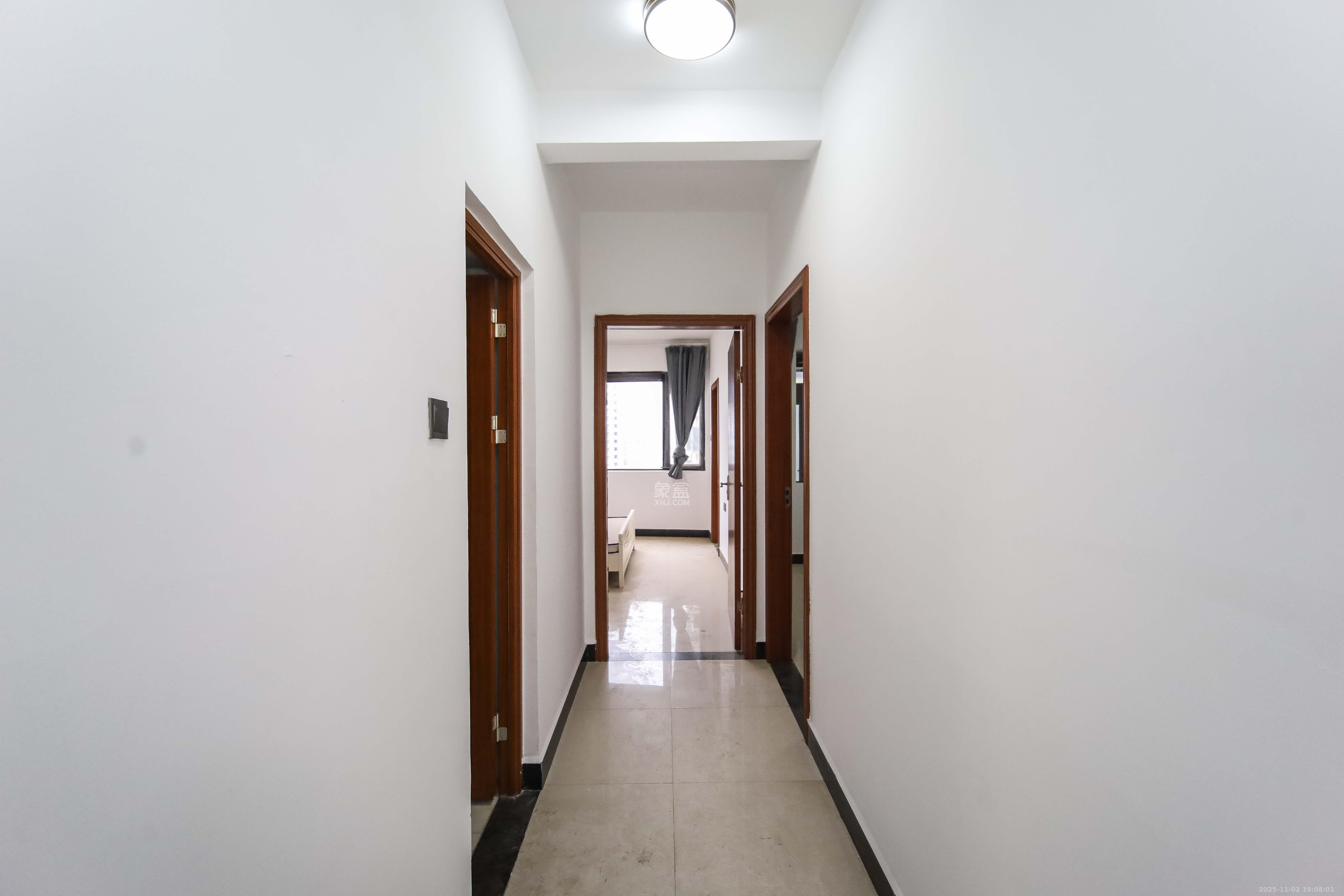 上东辛顿公寓  2室2厅1卫    61.0万其他