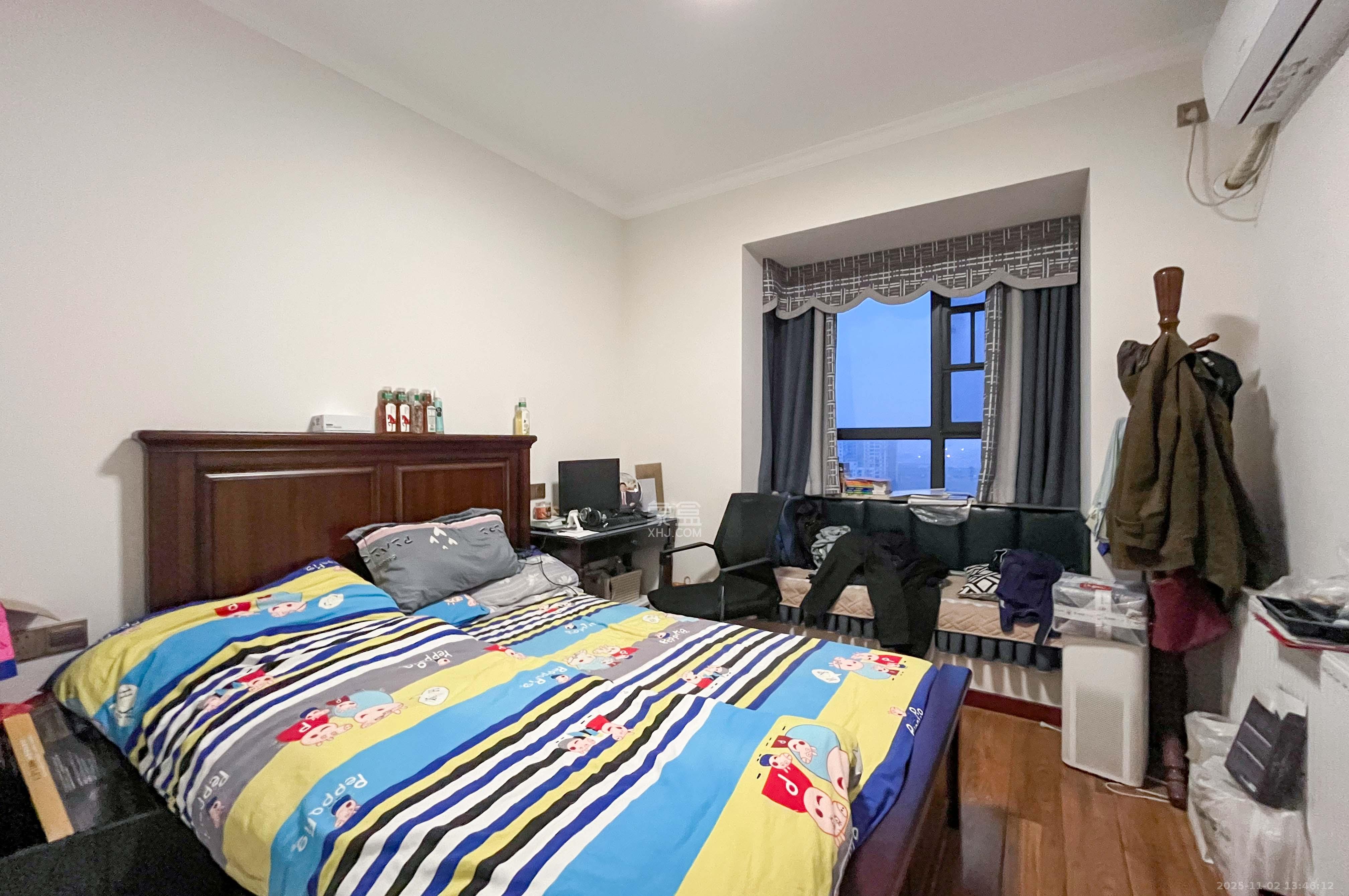 中央美郡  4室2厅2卫    168.0万其他