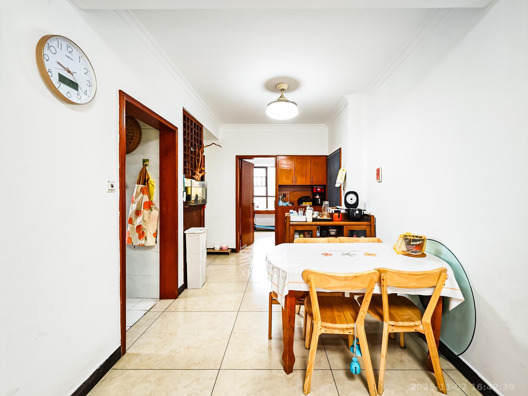 山语城二期  3室1厅1卫    69.8万客厅