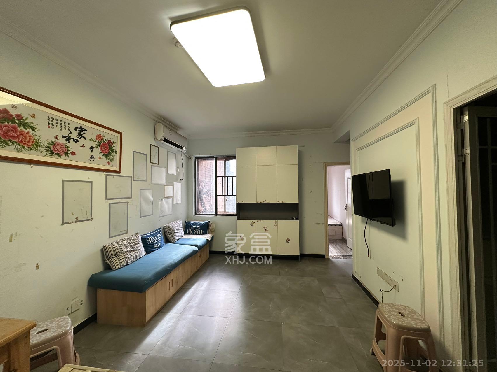 绿地海外滩一期 2室1厅1卫 1500.0元/月 绿地海外滩一期 2室1厅1卫 1500.0元/月室内图