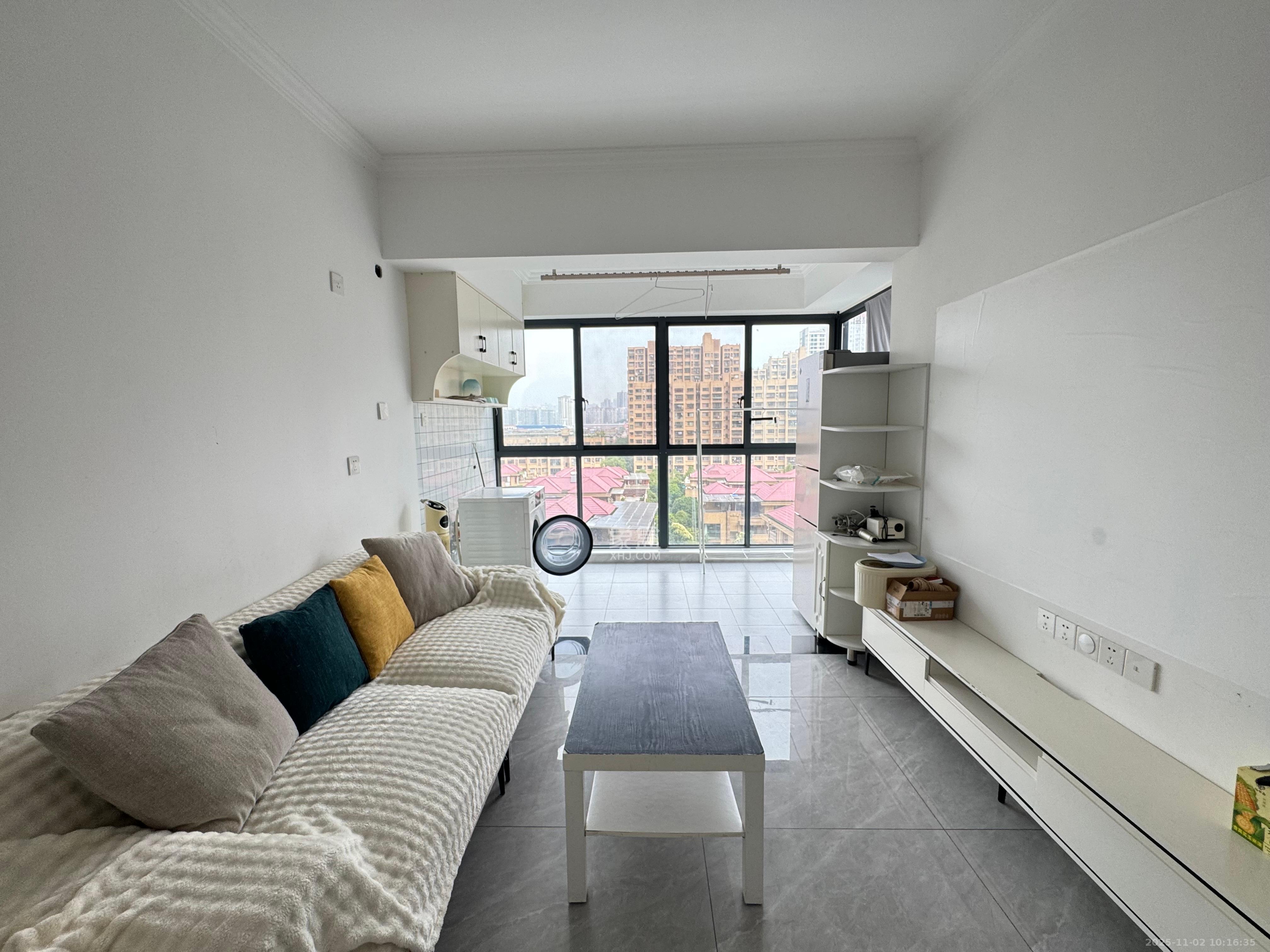 筑梦星园  1室1厅1卫    1680.0元/月室内图1