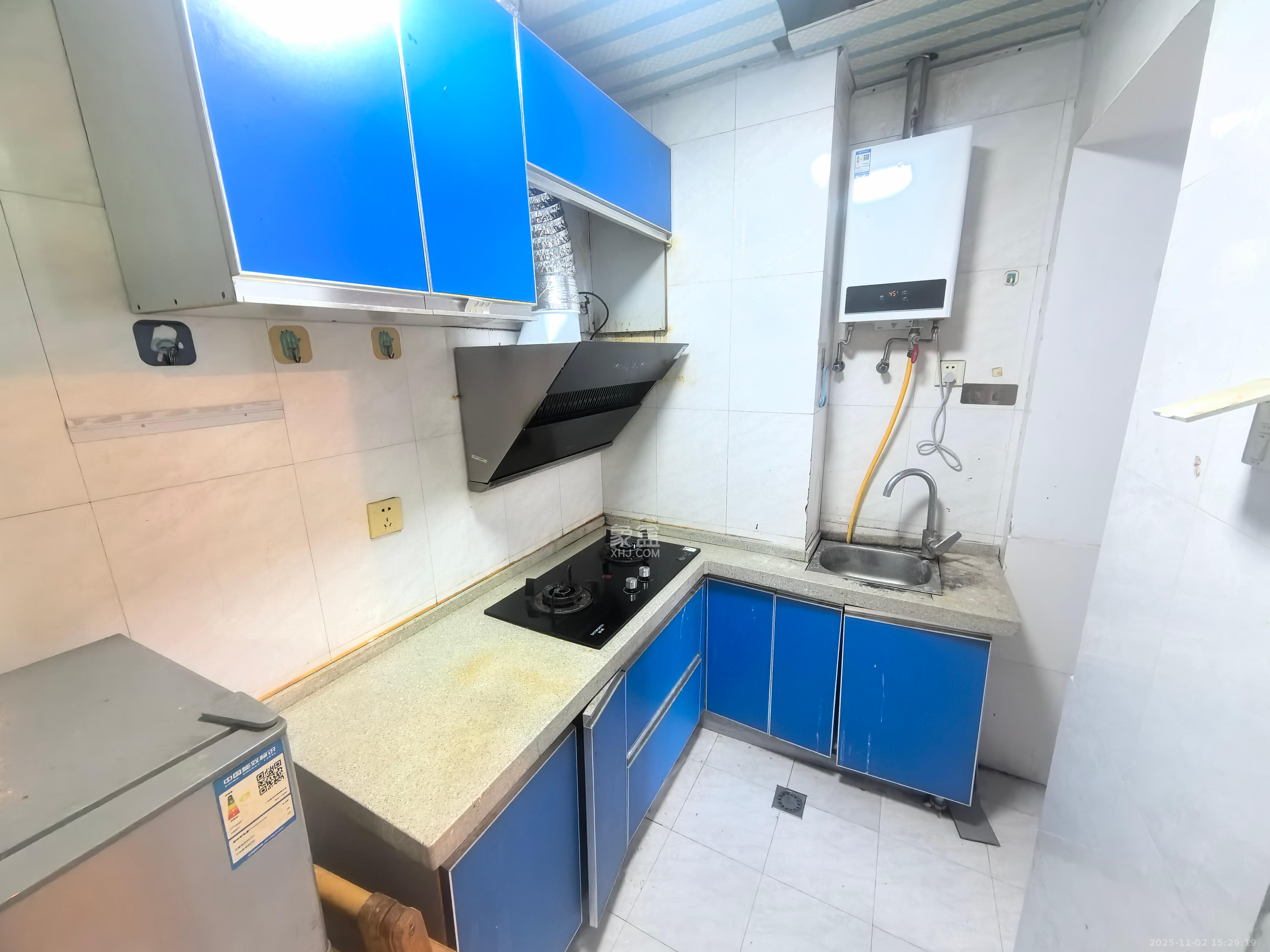 未来城科学家园 1室1厅1卫 1600.0元/月 未来城科学家园 1室1厅1卫 1600.0元/月室内图