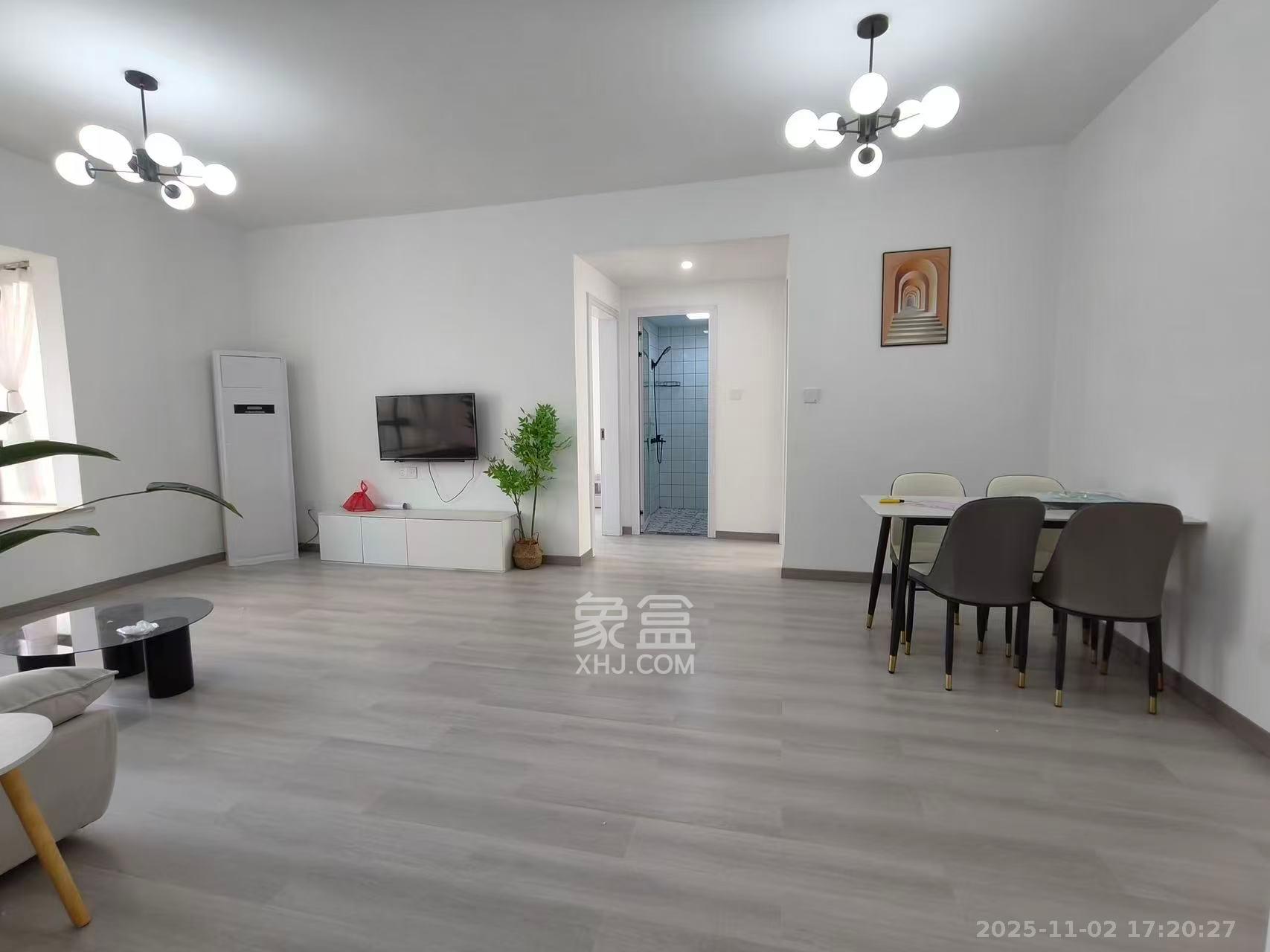 钱隆首府(福晟御园)  3室2厅2卫    4000.0元/月室内图