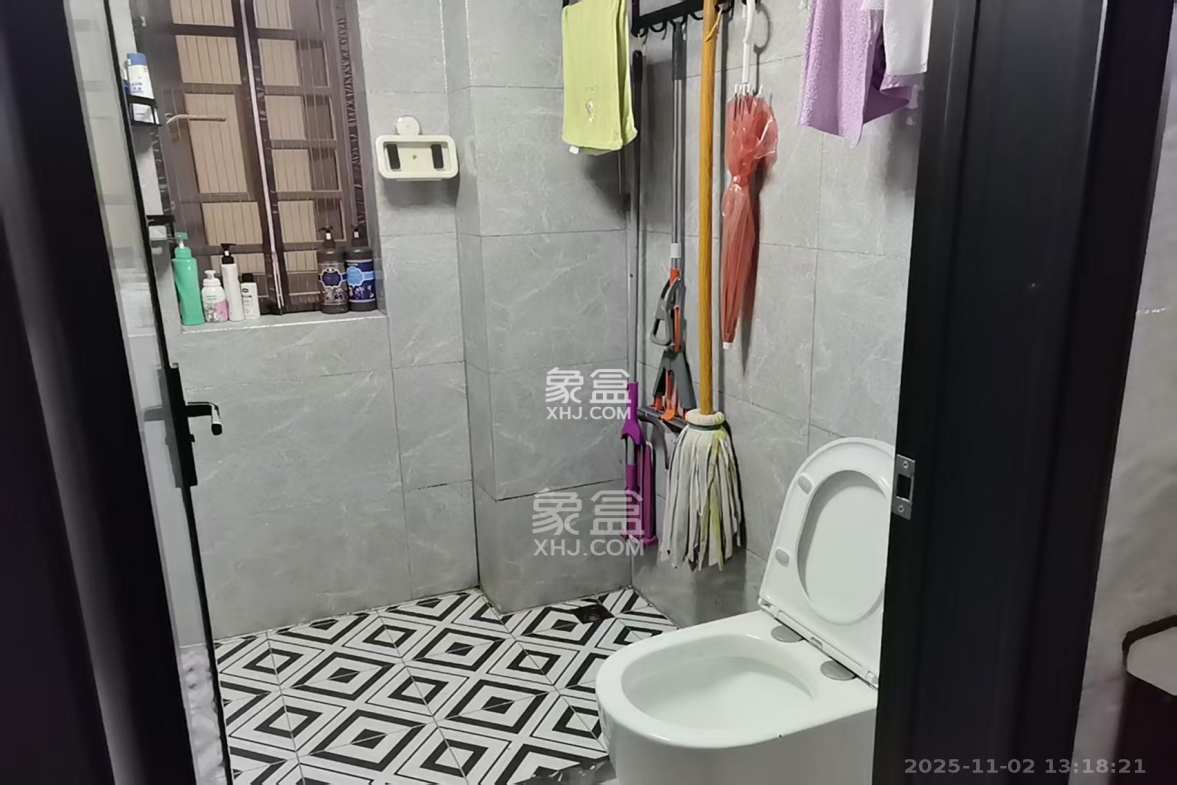 钱隆世家 3室2厅1卫 2600.0元/月 钱隆世家 3室2厅1卫 2600.0元/月室内图