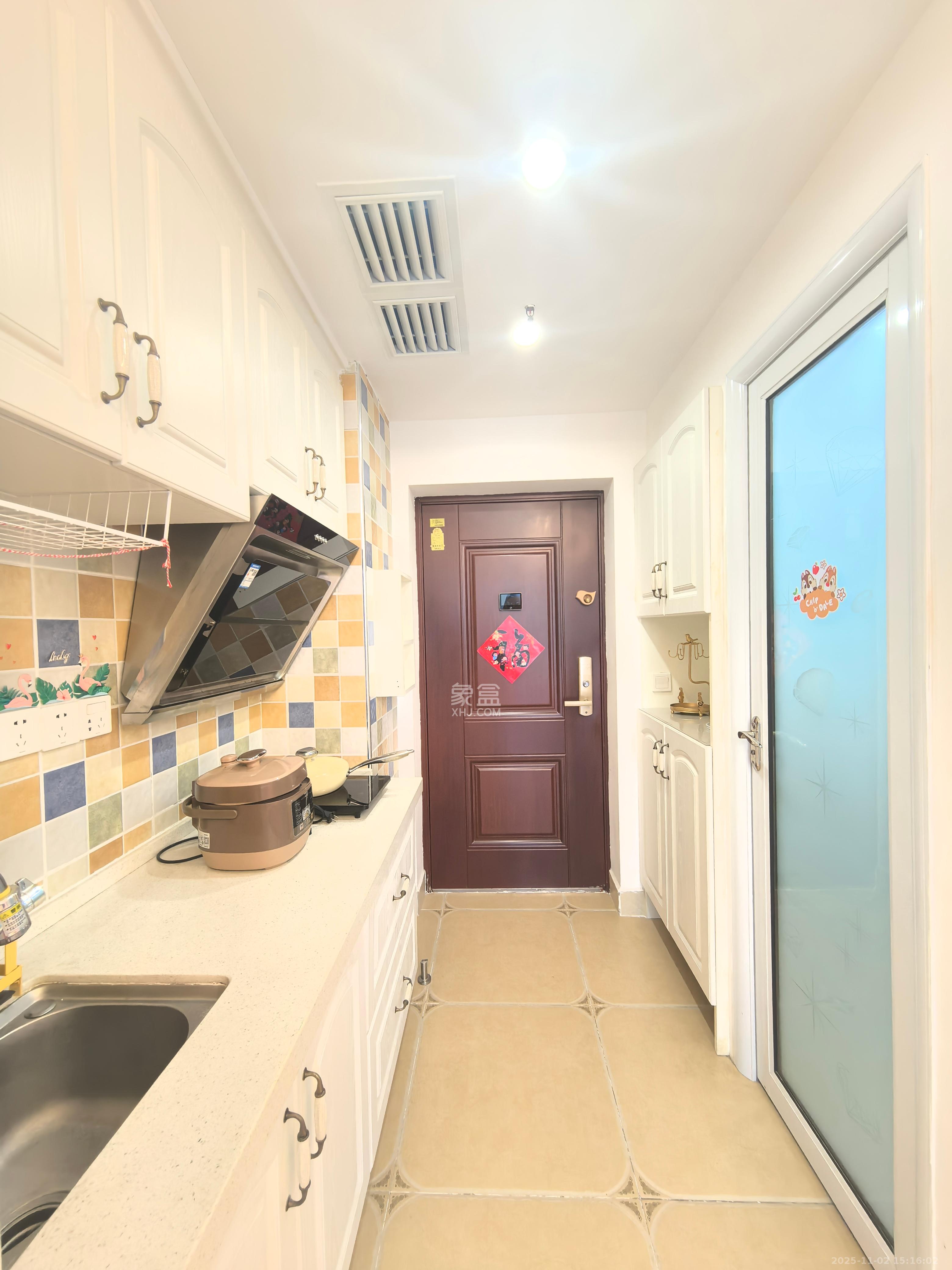 蓝光雍锦阁  1室1厅1卫    1600.0元/月室内图