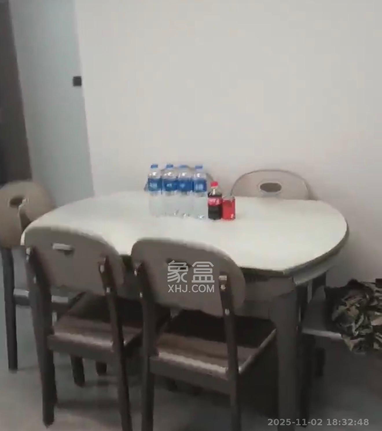 恒广国际景园一二区  2室2厅1卫    2300.0元/月室内图