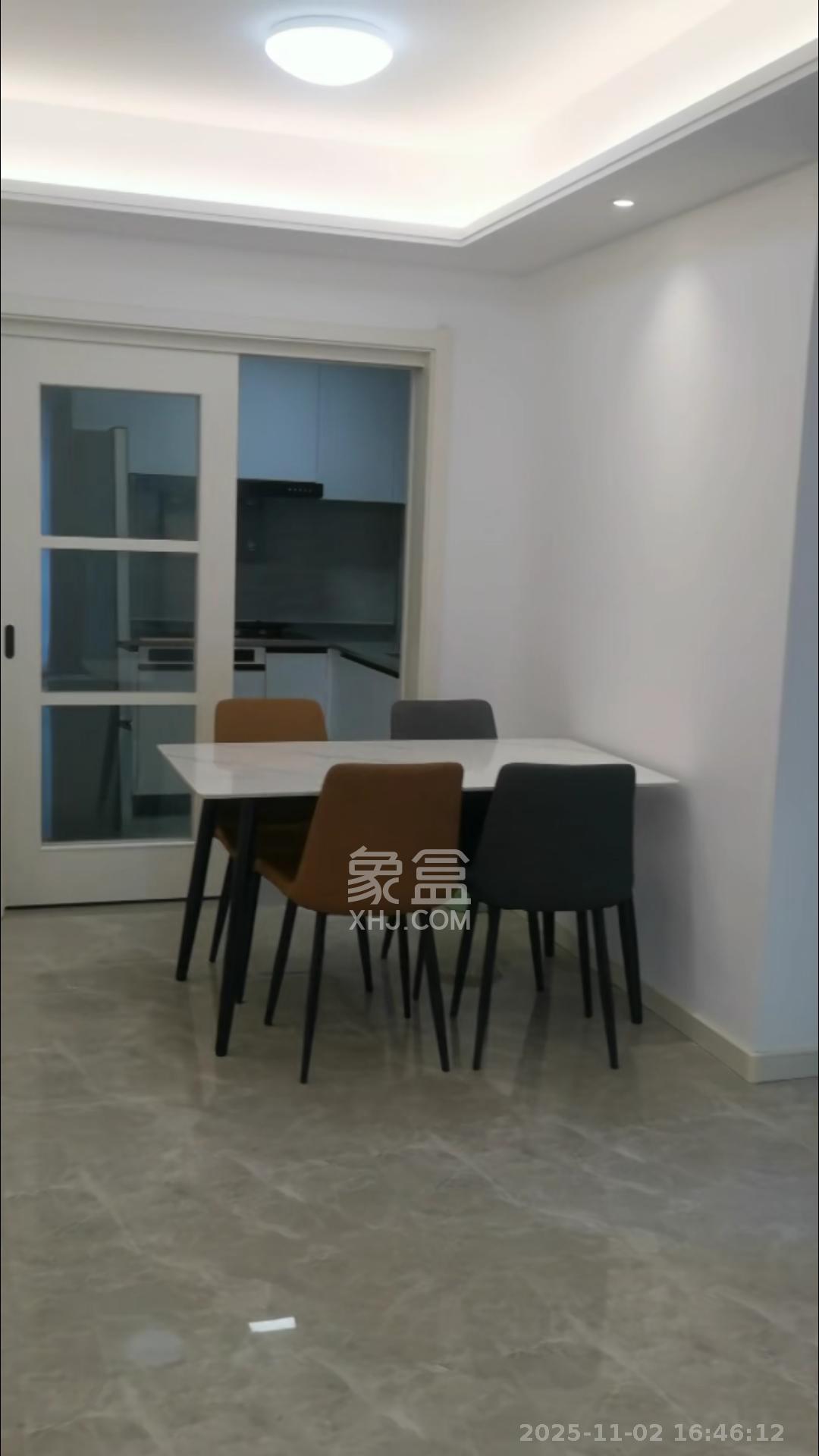 万科金色梦想A区 3室2厅2卫 3300.0元/月 万科金色梦想A区 3室2厅2卫 3300.0元/月室内图