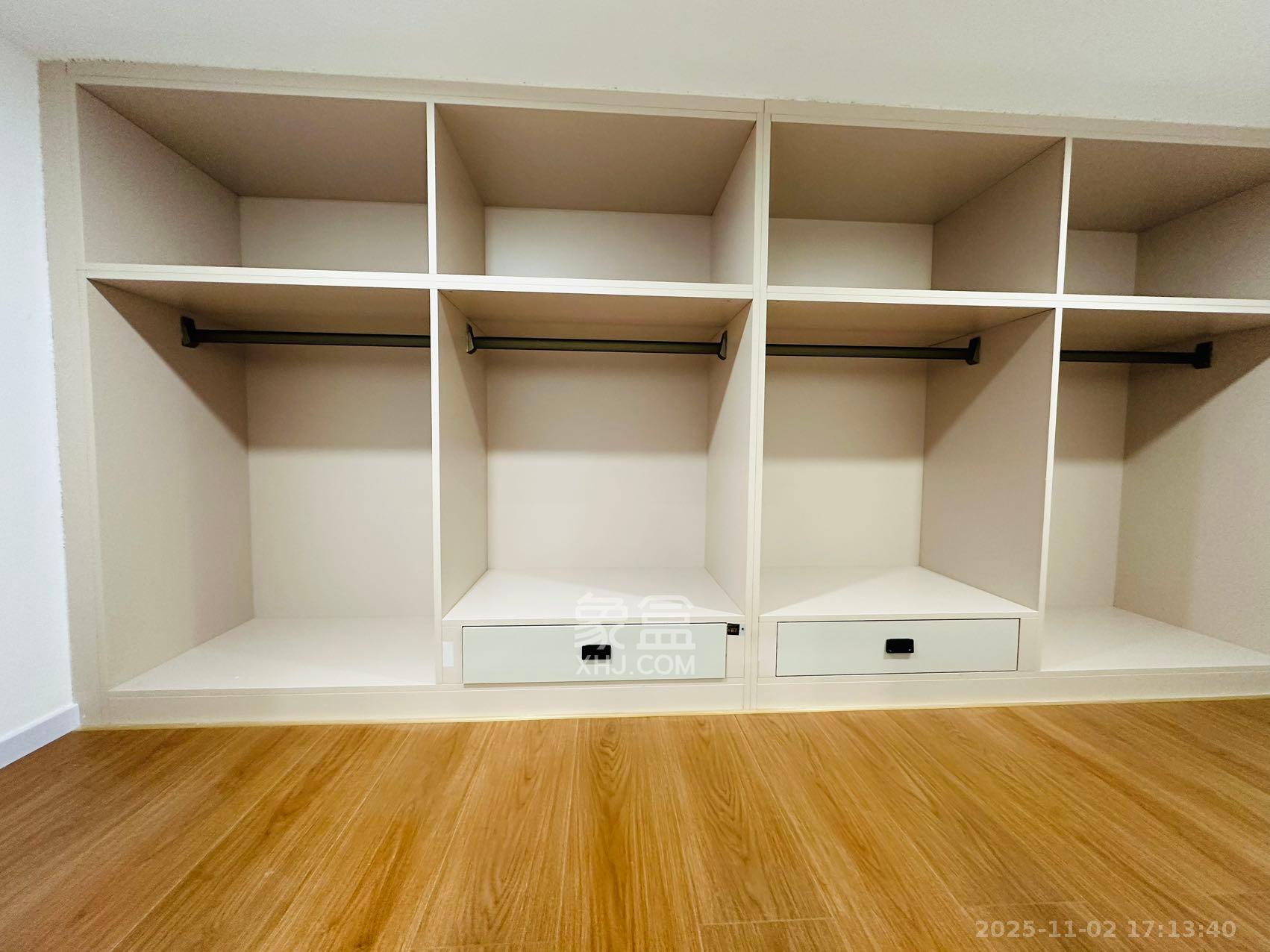 中海阅溪府  1室1厅1卫    1300.0元/月室内图