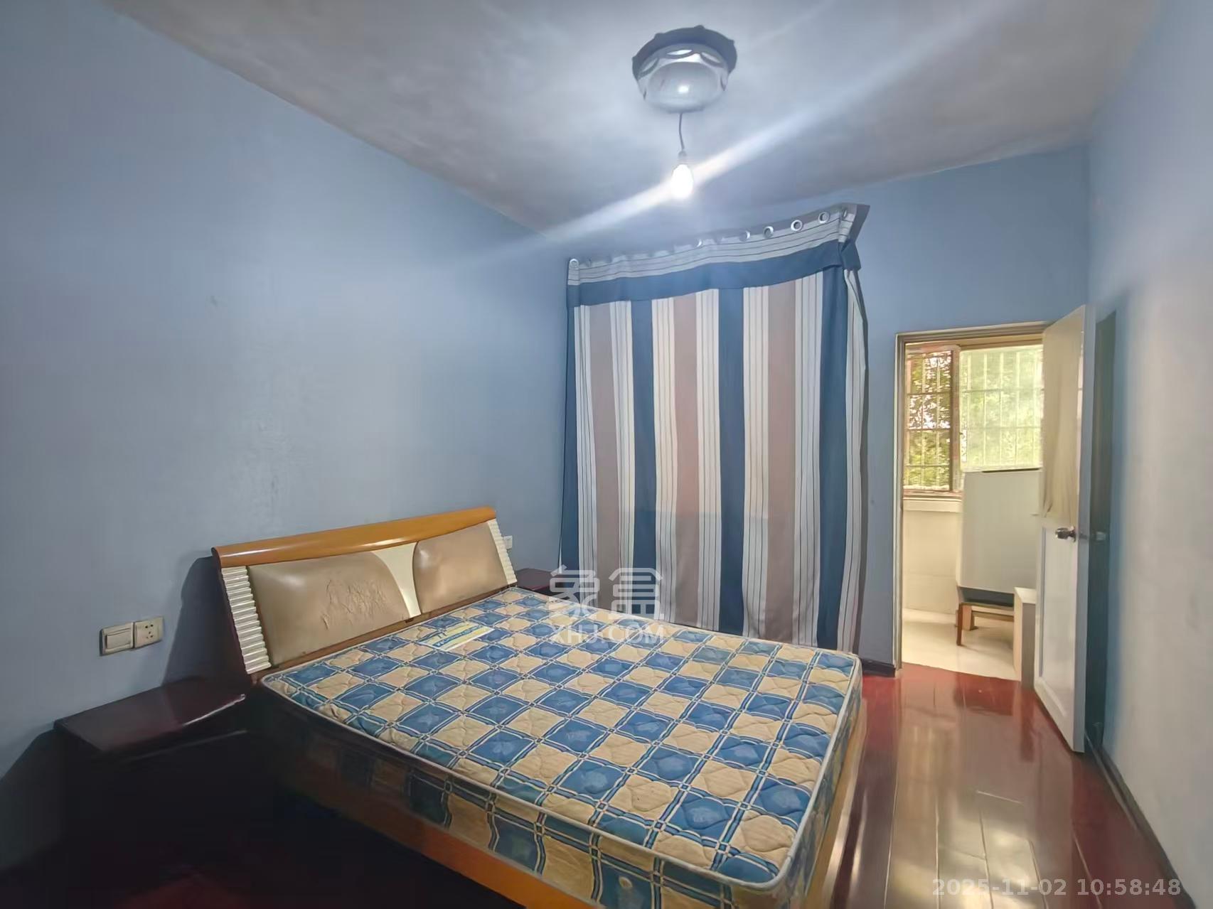 长重机械厂宿舍  2室1厅1卫    1200.0元/月 长重机械厂宿舍  2室1厅1卫    1200.0元/月室内图