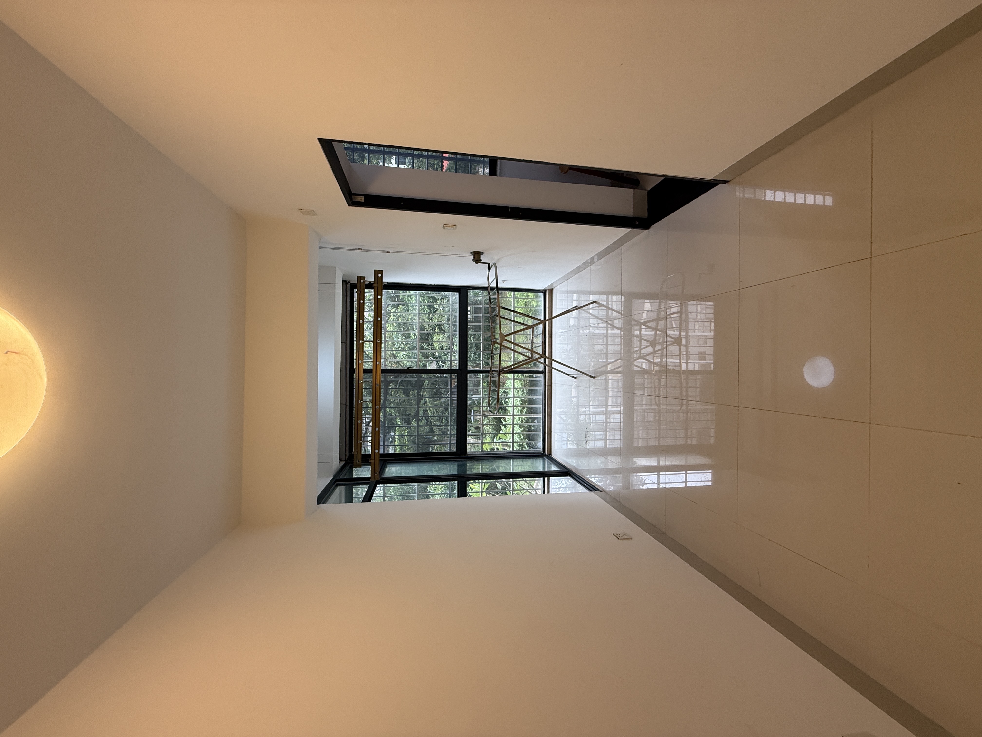 中洋花苑  5室2厅2卫    3500.0元/月室内图