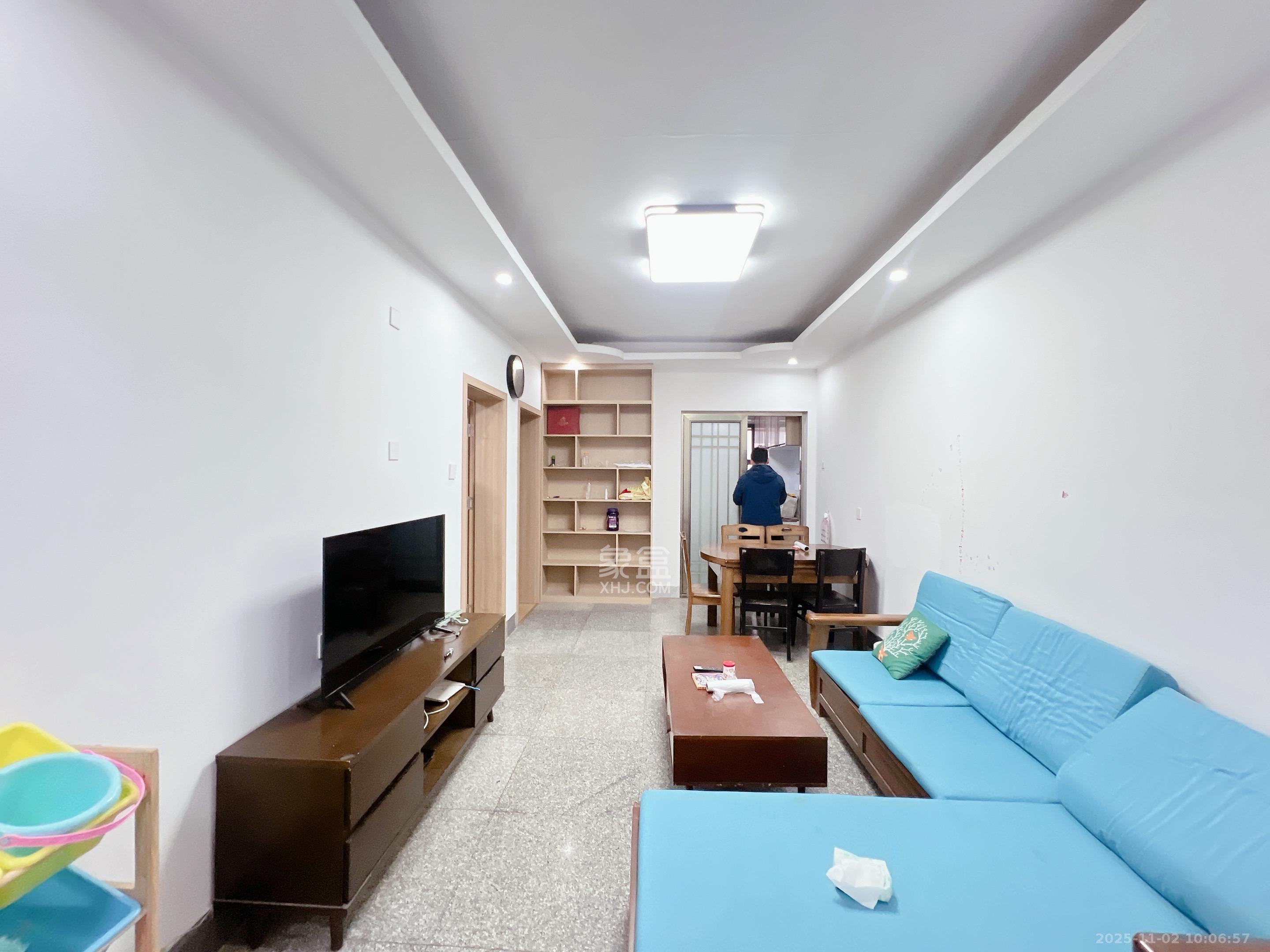 省体委冠军楼 2室1厅1卫 2400.0元/月 省体委冠军楼 2室1厅1卫 2400.0元/月室内图