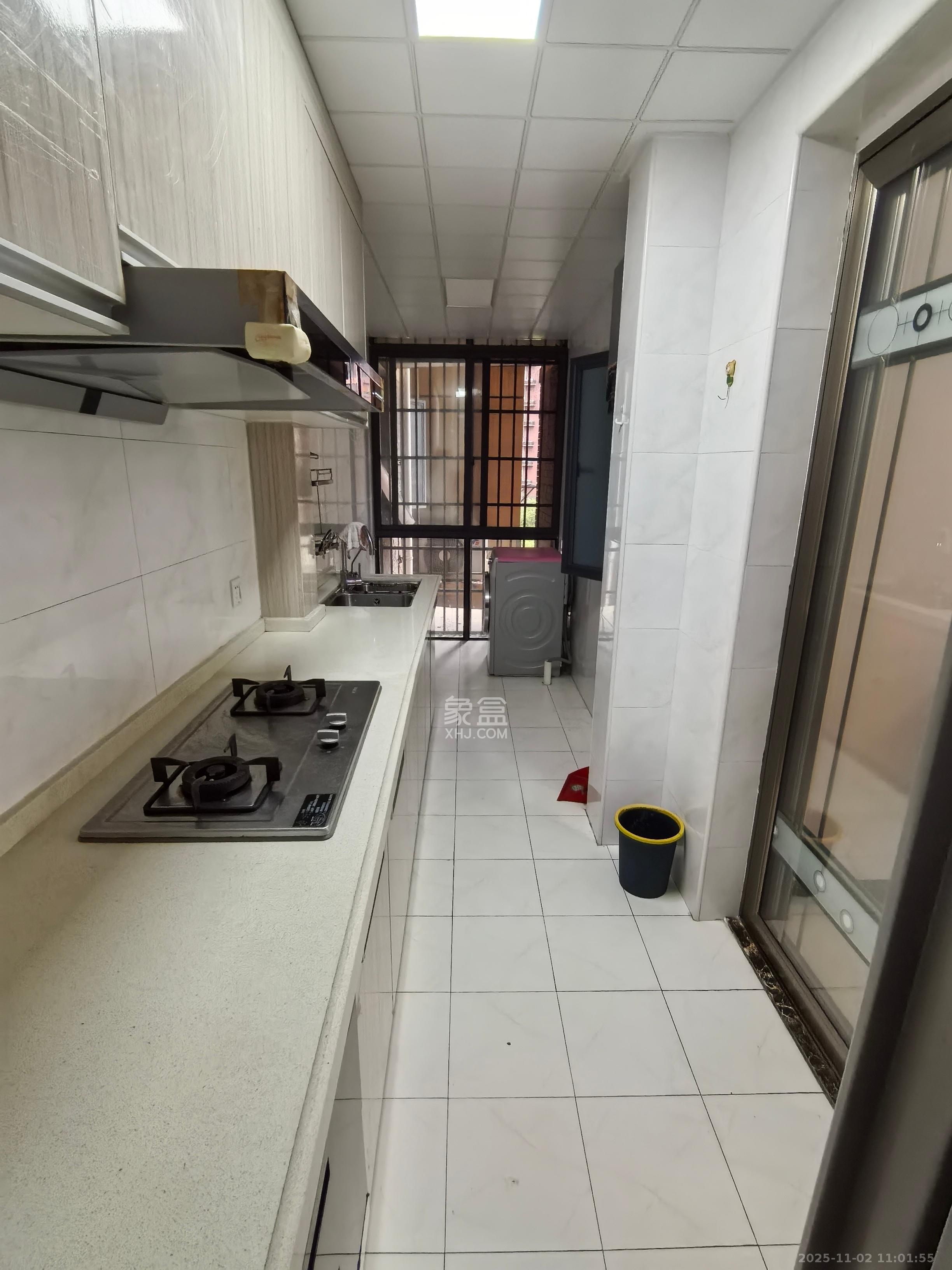 方略城市广场  3室2厅1卫    2200.0元/月室内图