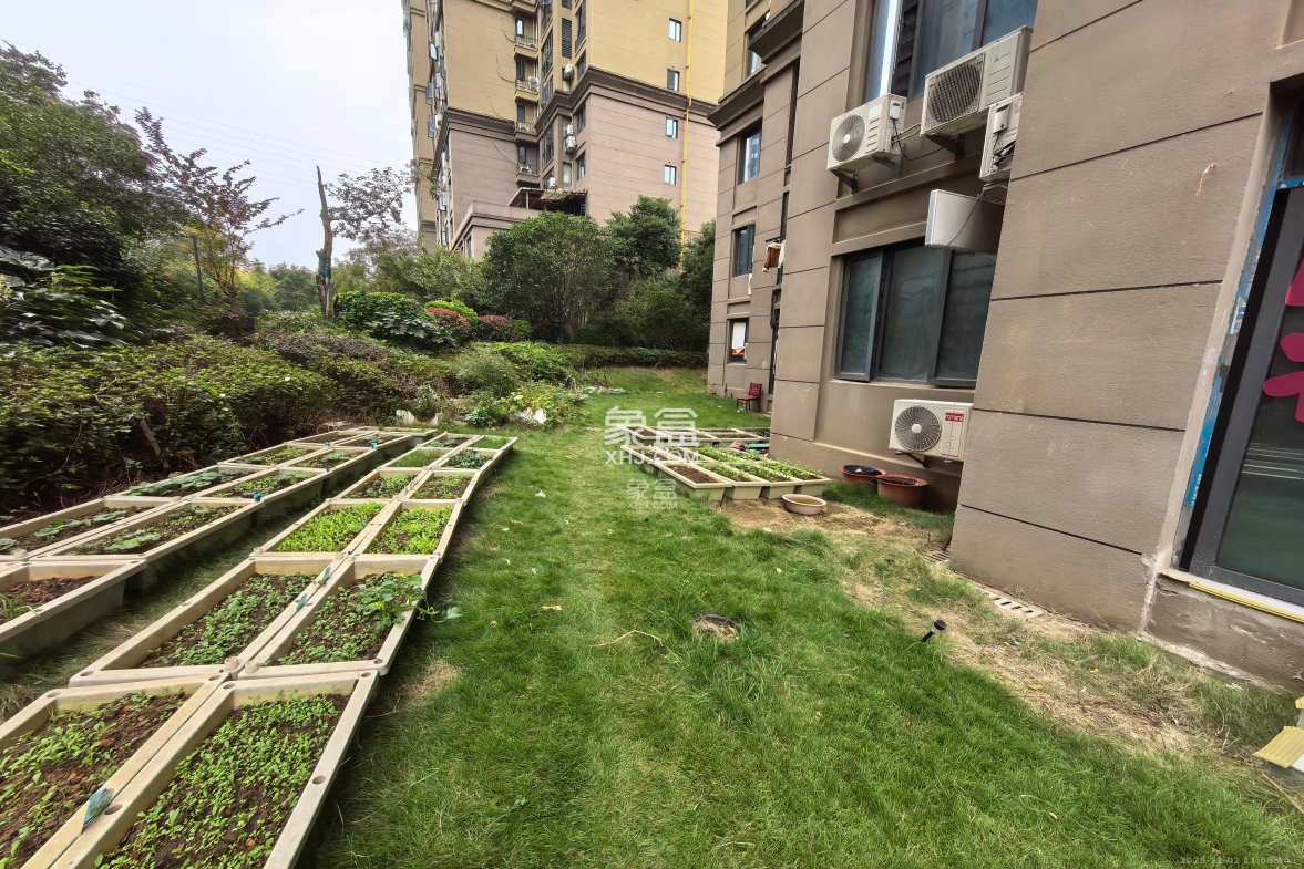 澳海月亮湾 3室2厅2卫 2000.0元/月 澳海月亮湾 3室2厅2卫 2000.0元/月室内图