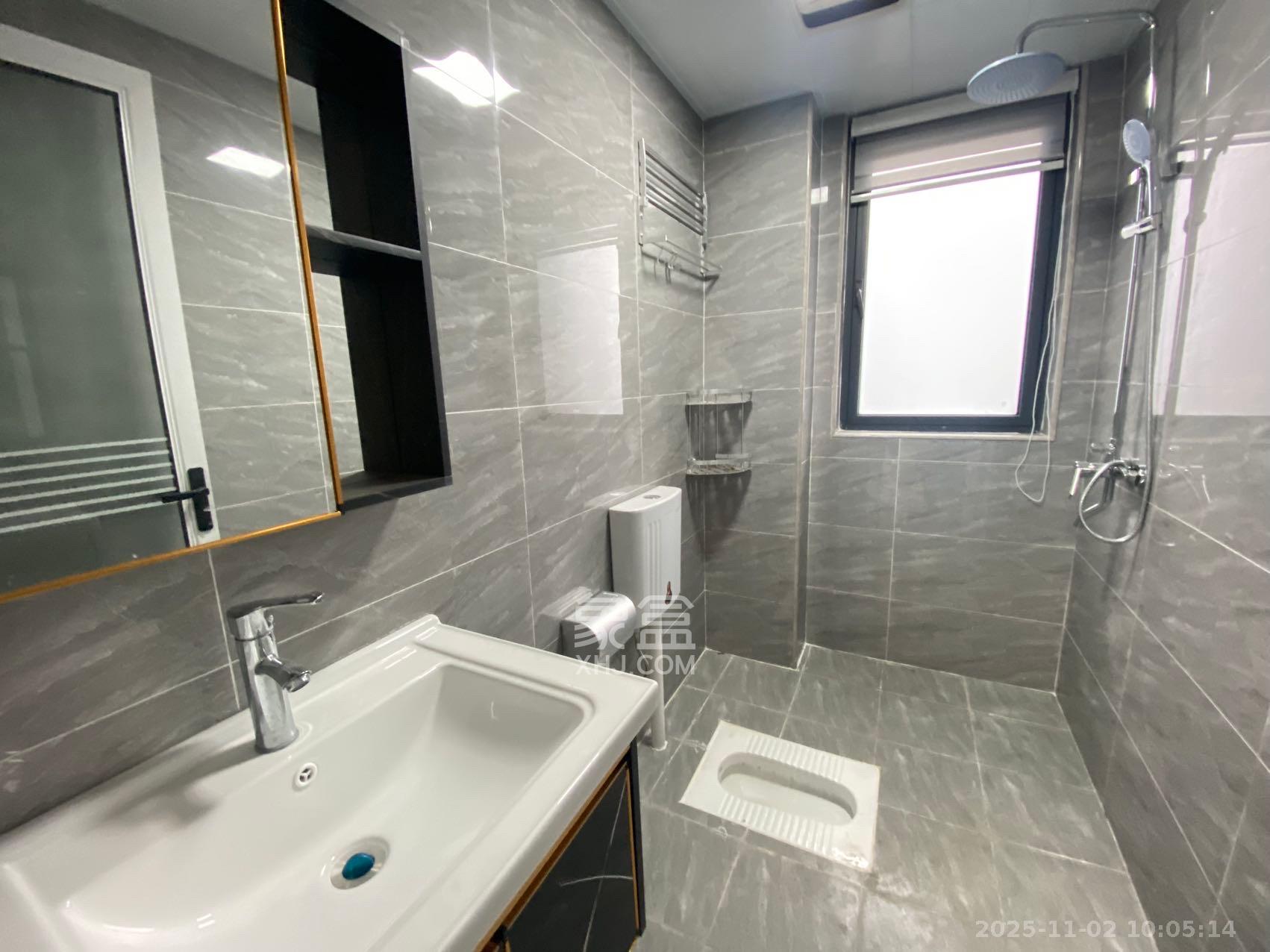 创元时代（成兴景苑）  4室2厅2卫    2750.0元/月室内图