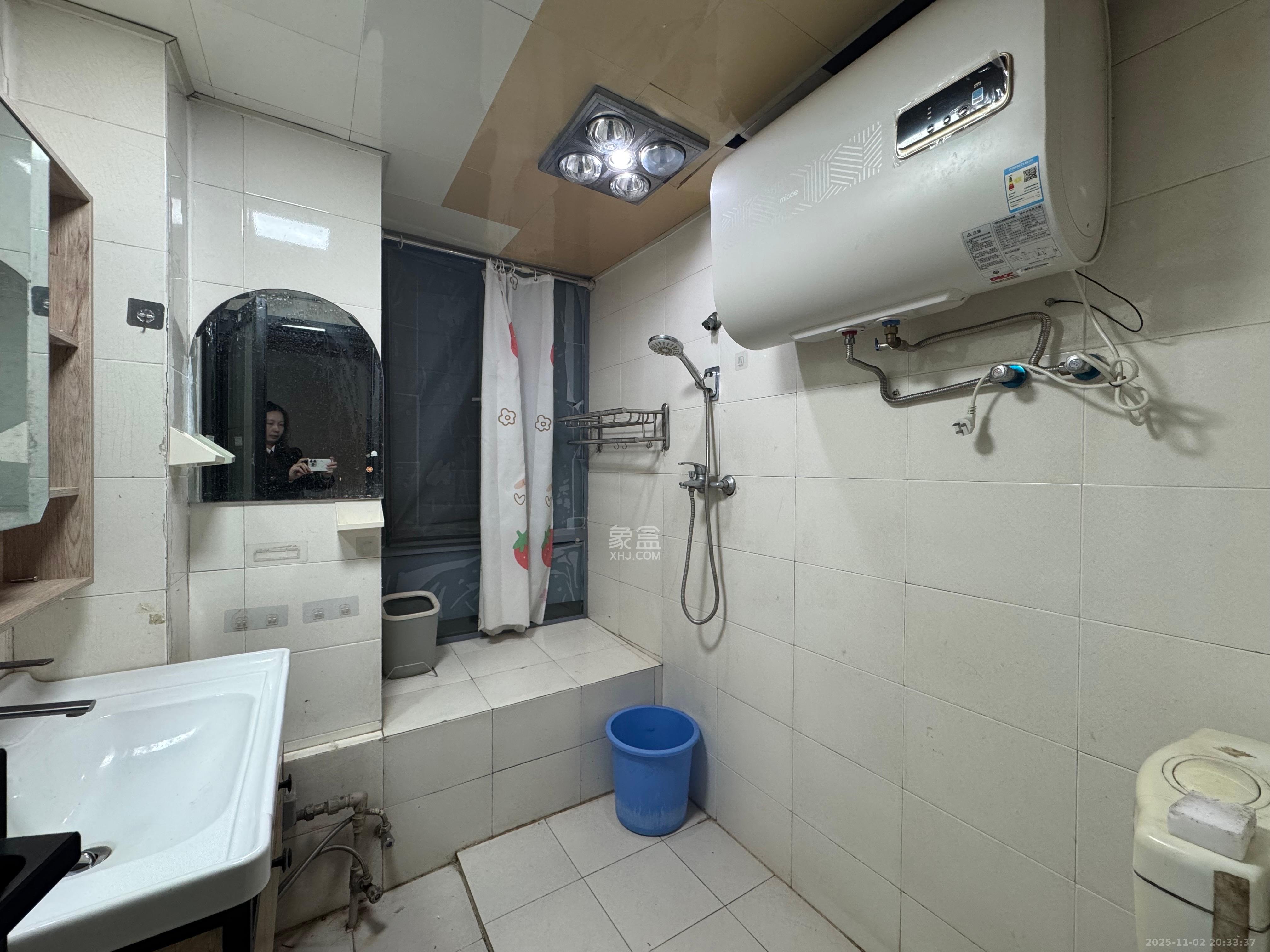 银港水晶城  2室2厅1卫    2100.0元/月室内图