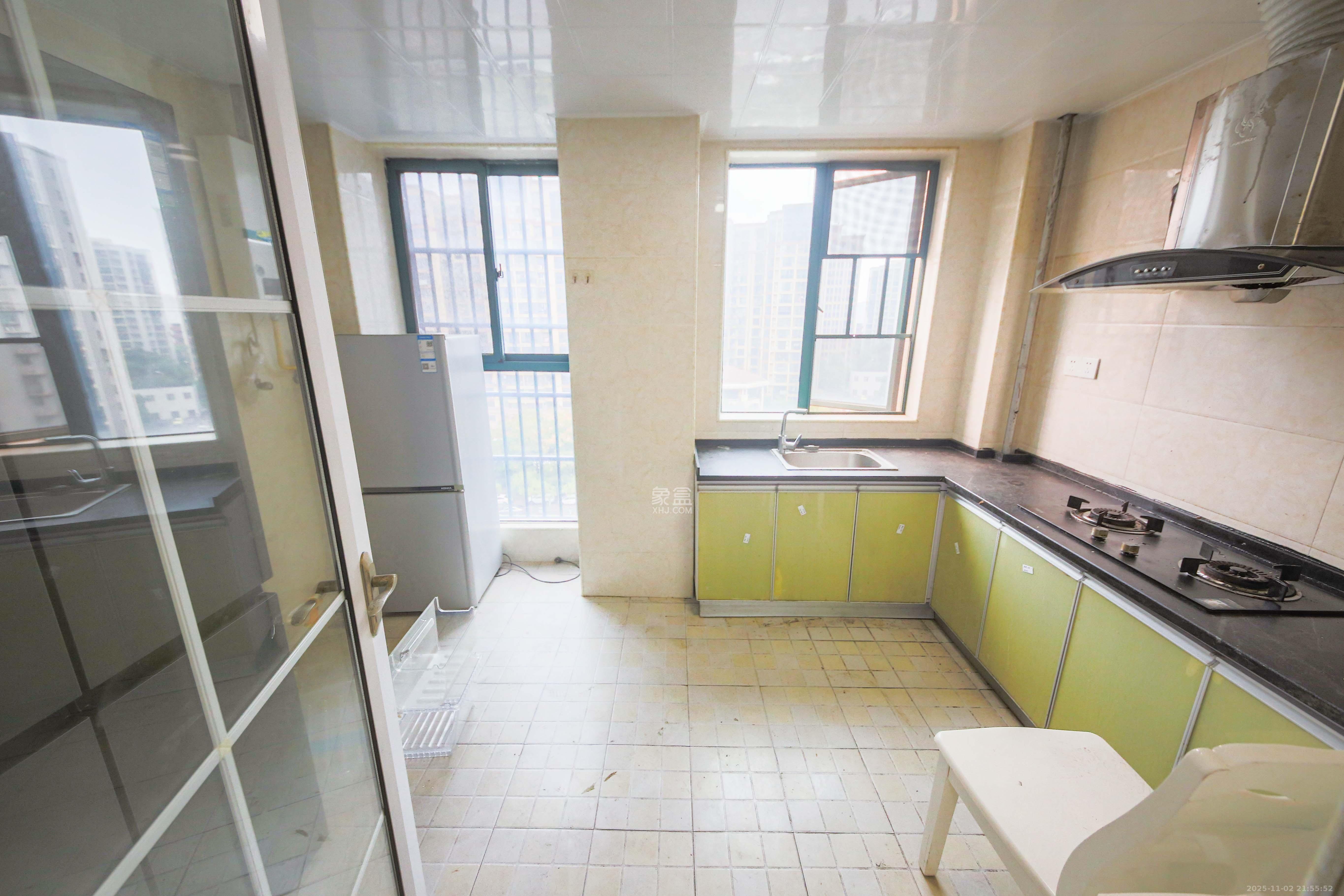 才子嘉都 4室2厅2卫 100.0万 才子嘉都 4室2厅2卫 100.0万厨房