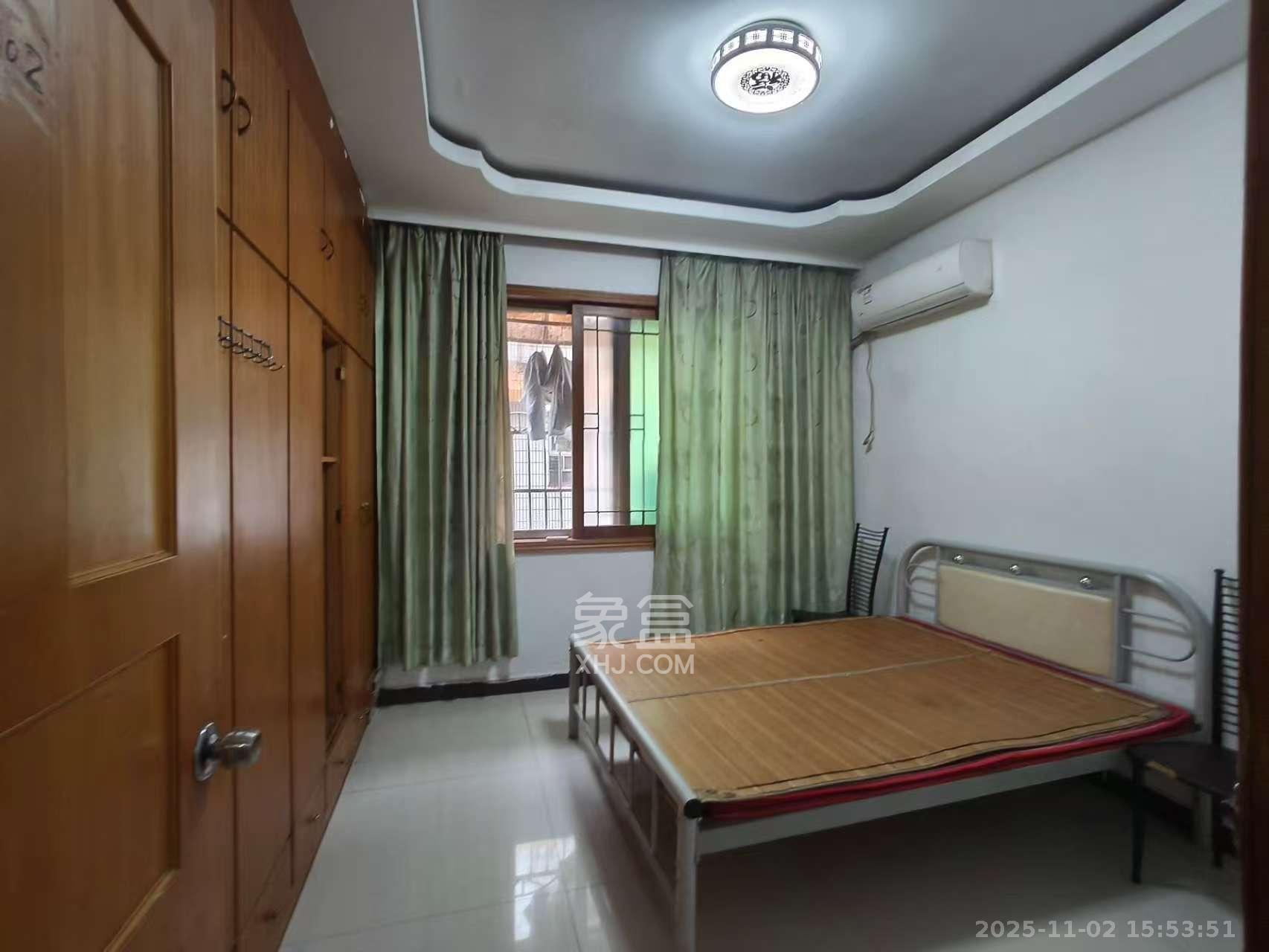 高桥火焰市场  3室2厅1卫    1300.0元/月室内图