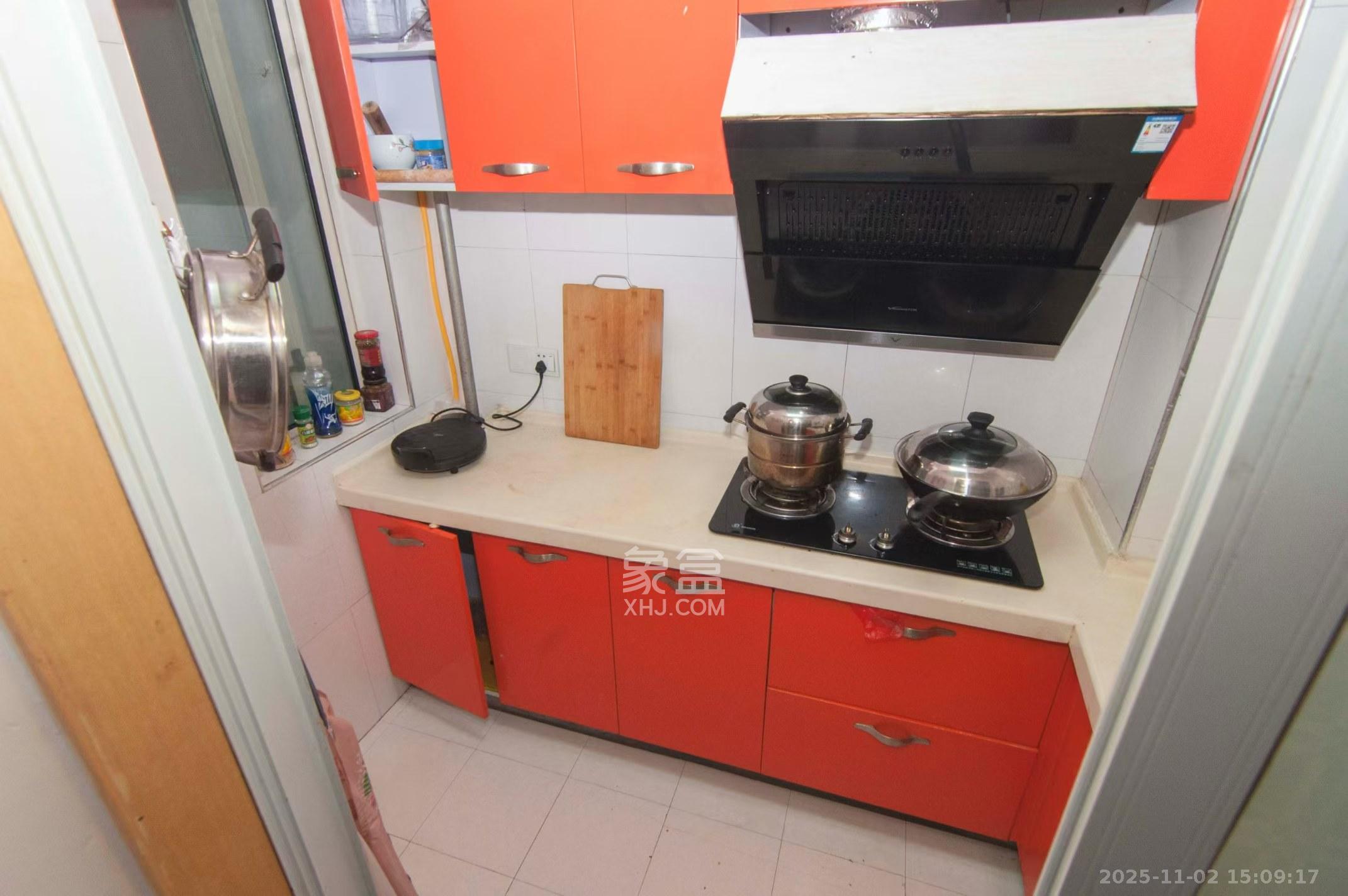 白沙晶城  1室1厅1卫    1800.0元/月室内图