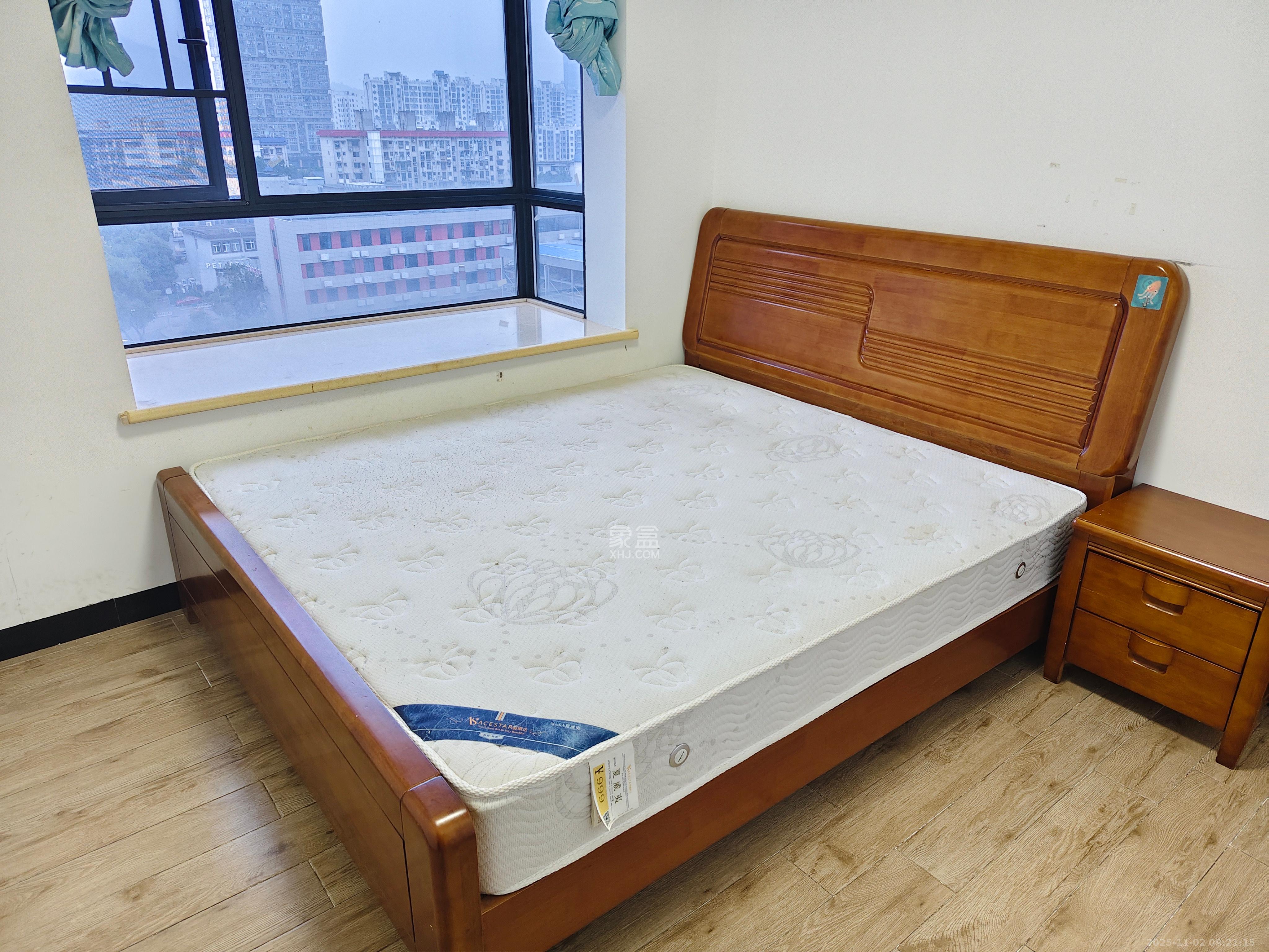 丰禧园 3室2厅1卫 2800.0元/月 丰禧园 3室2厅1卫 2800.0元/月室内图