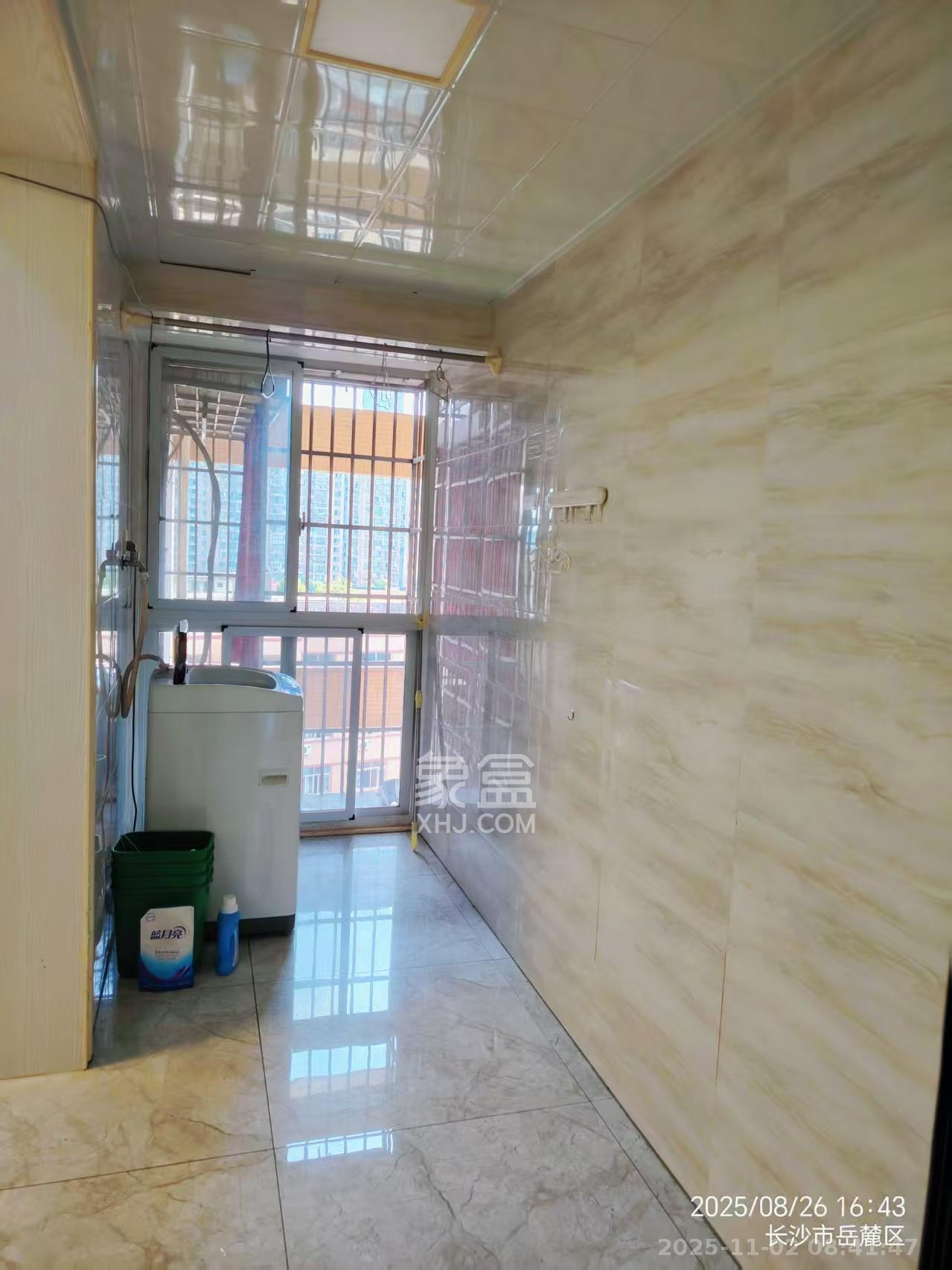 西子湖畔沃府 3室2厅1卫 2600.0元/月 西子湖畔沃府 3室2厅1卫 2600.0元/月室内图