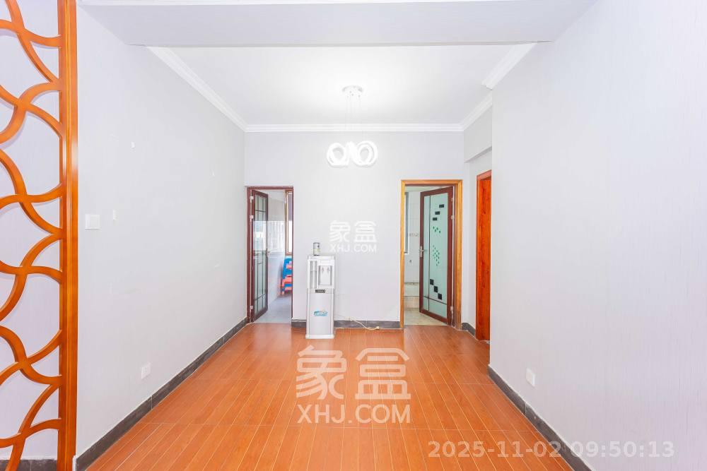 建鸿达华都（华都小户型及大华写字楼）  4室2厅3卫    5000.0元/月室内图